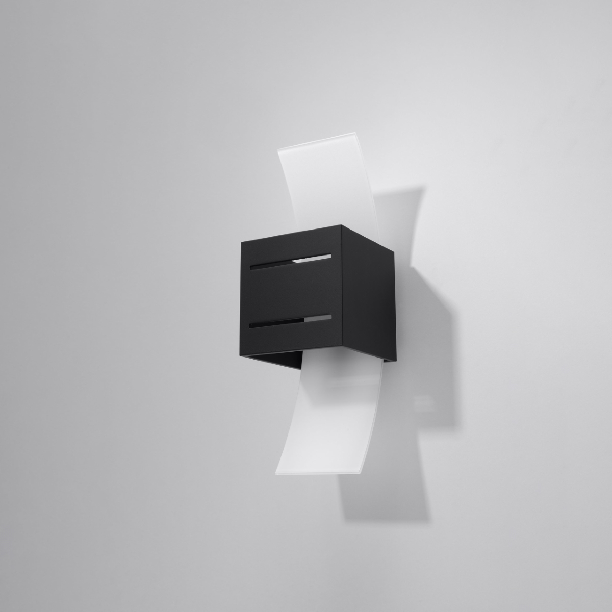 Kinkiet SOLENIX czarny LED 4000K - 10x12x30cm Sollux