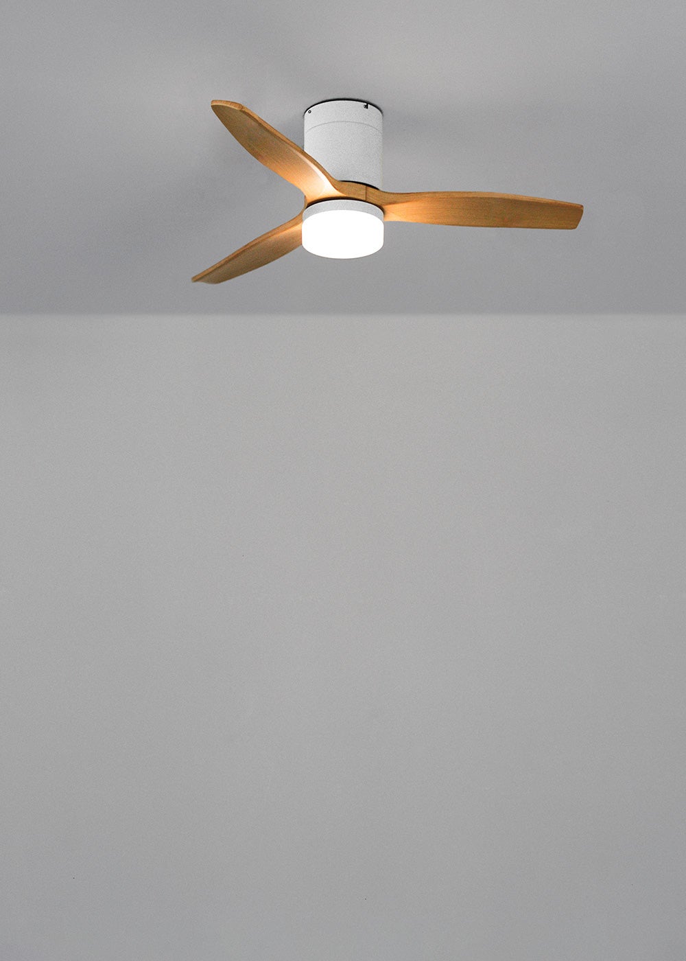 WIND CALM S - Ventilador de teto silencioso de 40 W com pás técnicas em ABS de vários tamanhos - Com luz - sem wifi - 3