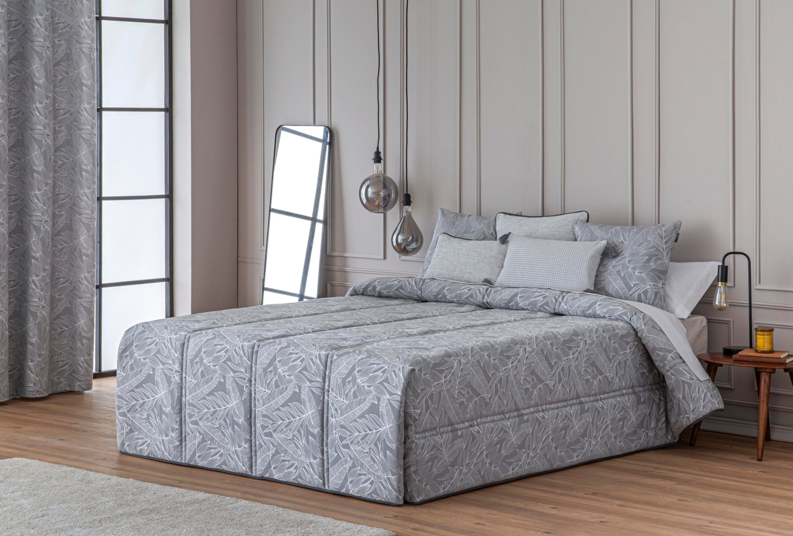 Edredón conforter tejido jacquard alcalá gris relleno 200 gr para cama de 150 cm
