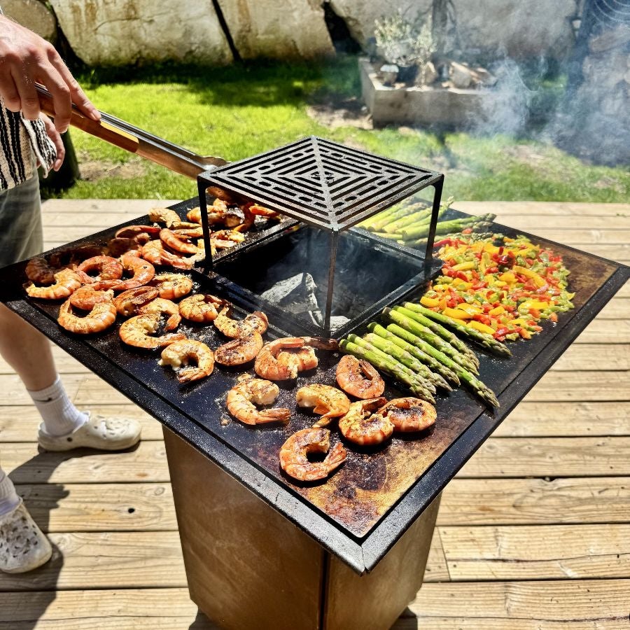 Lou Provençau carré 62x62x75cm - Brasero plancha en acier corten avec rangement bûches - grille de cuisson, stop food et kit d'allumage offert - 8
