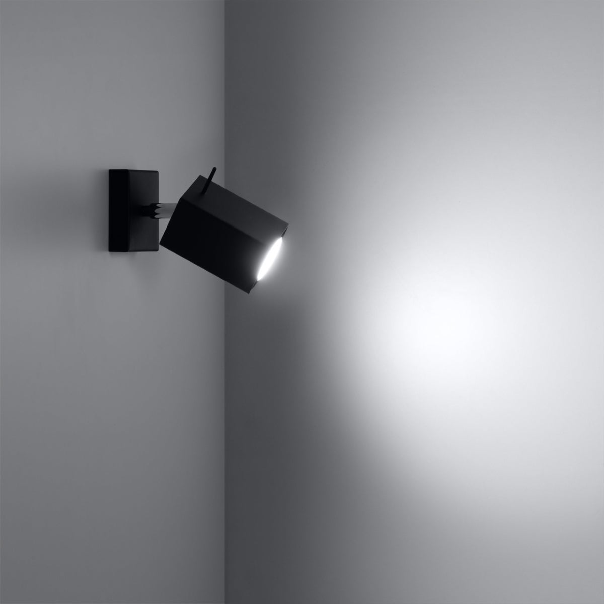 Kinkiet BRIOW czarny LED 3000K - 8x16x8cm Sollux