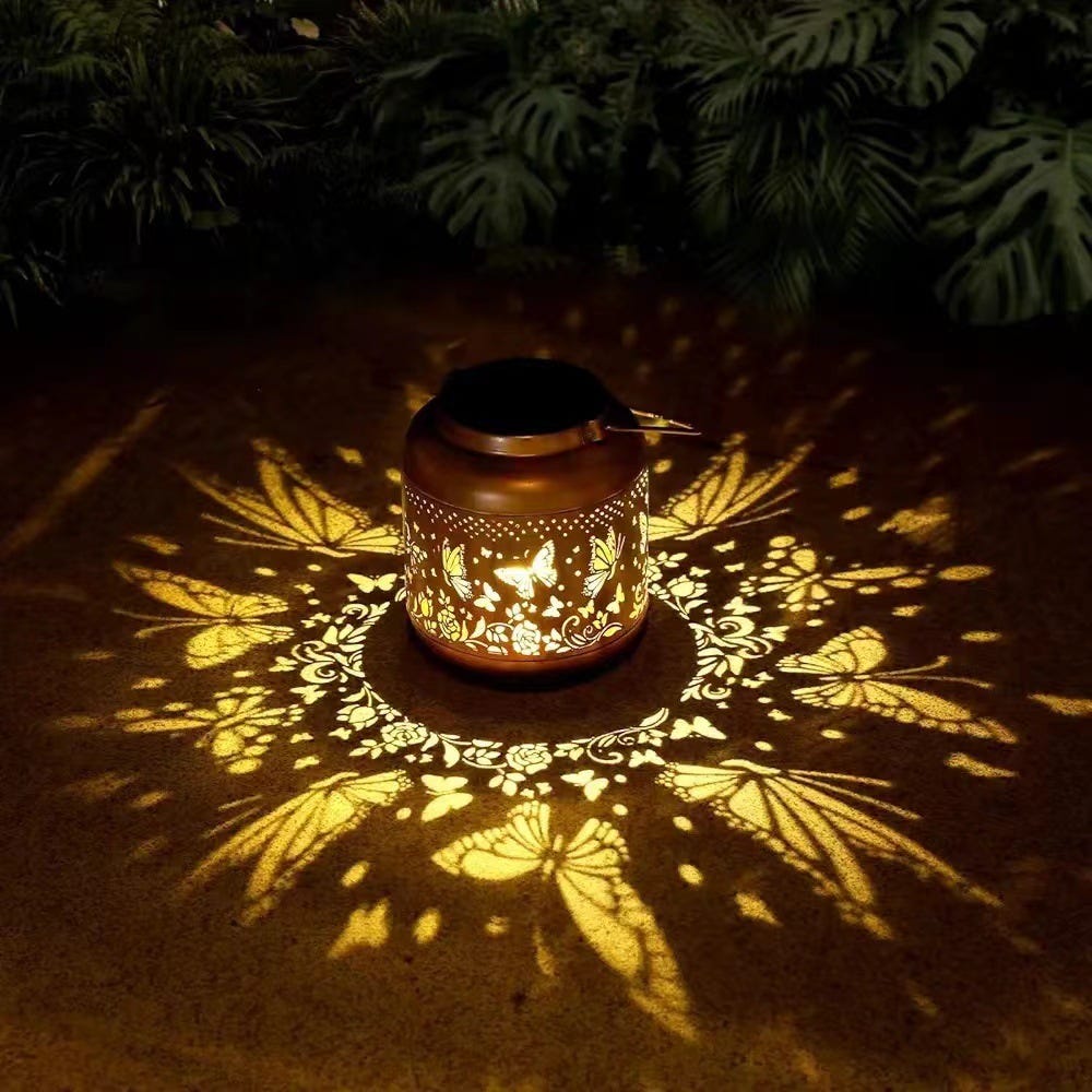 Lanterna solare per esterni, impermeabile,decorazione da giardino a forma di farfalla, luci solari sospese, luce decorativa in ferro cavo | Leroy Merlin Lanterna solare per esterni, impermeabile,decorazione da giardino a forma di farfalla, luci solari sospese, luce decorativa in ferro cavo | Leroy Merlin