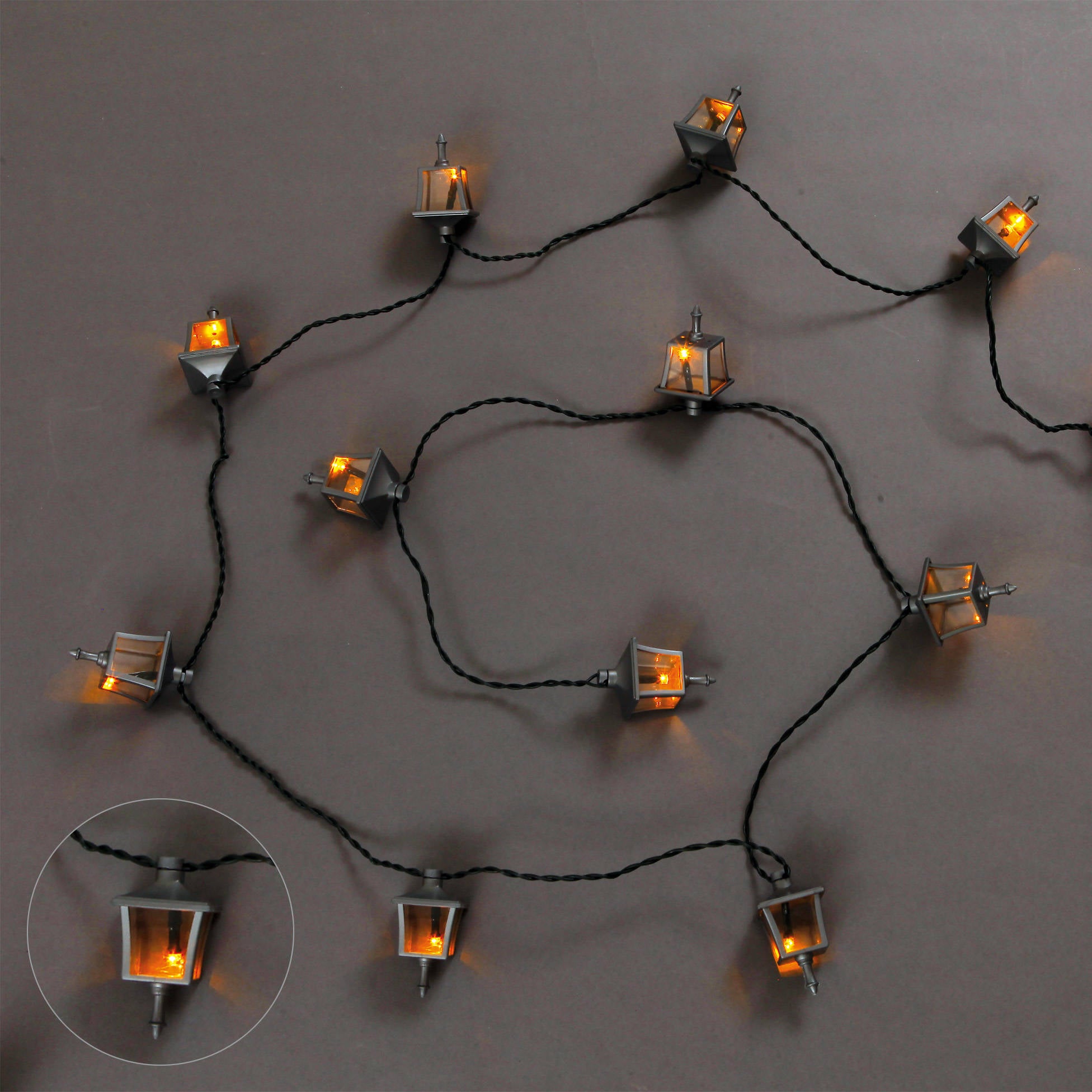 LLQ Lot De 12 Mini Lanternes Décoratives Vintage Rouges Avec Bougies Sans Flamme Pour Centres De Table De Mariage, Fête De Noël Et Décorations Extérieures