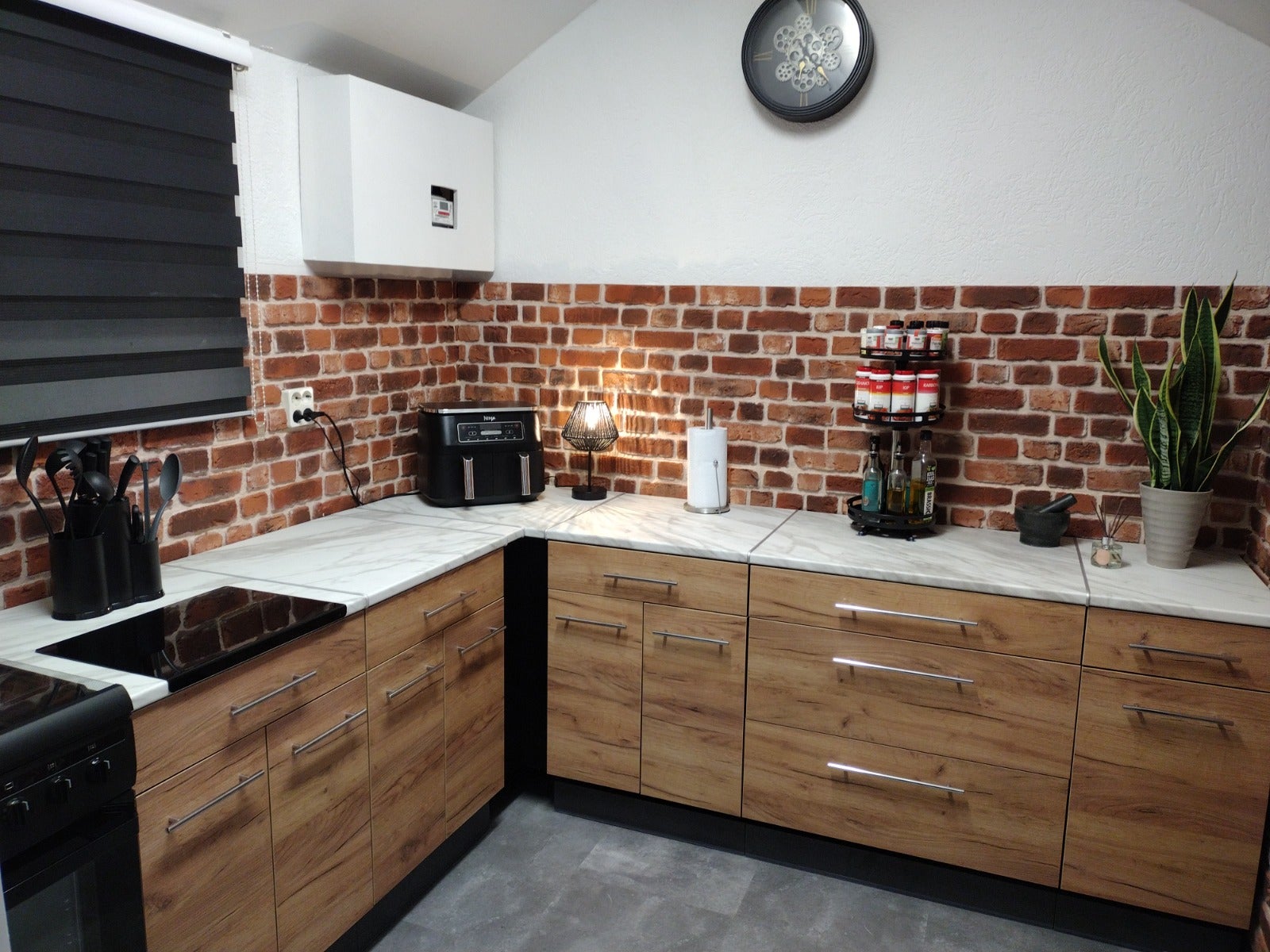 Panel 3D de pared XL PU Vintage Rojo sin juntas – Para interior/exterior. 113,5x57,5x3cm - 2