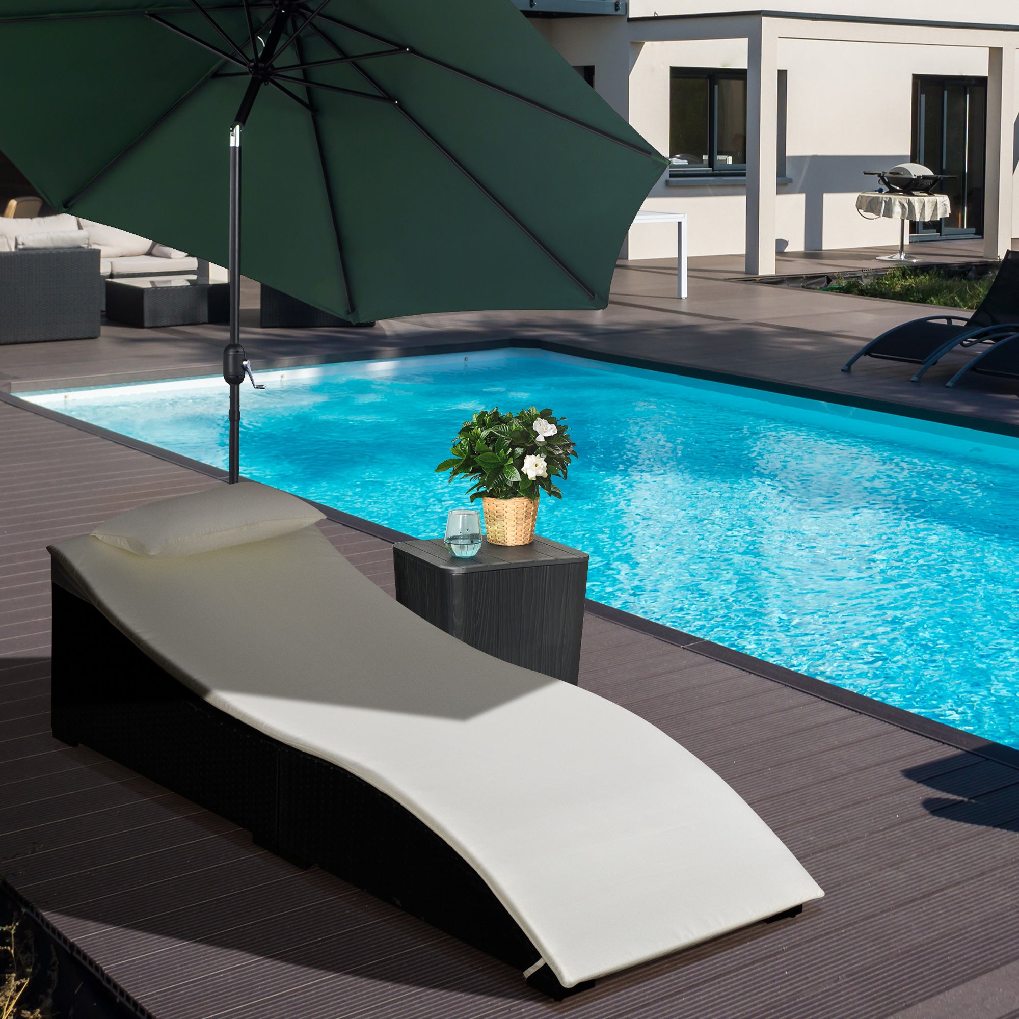 Outsunny Lettino Sdraio Prendisole Pieghevole In Rattan Sintetico