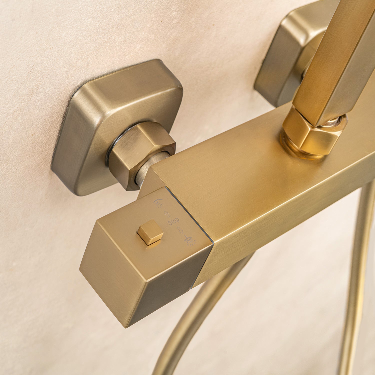 Colonne de douche avec mitigeur thermostatique LOMAZOO Estrella doré - 5