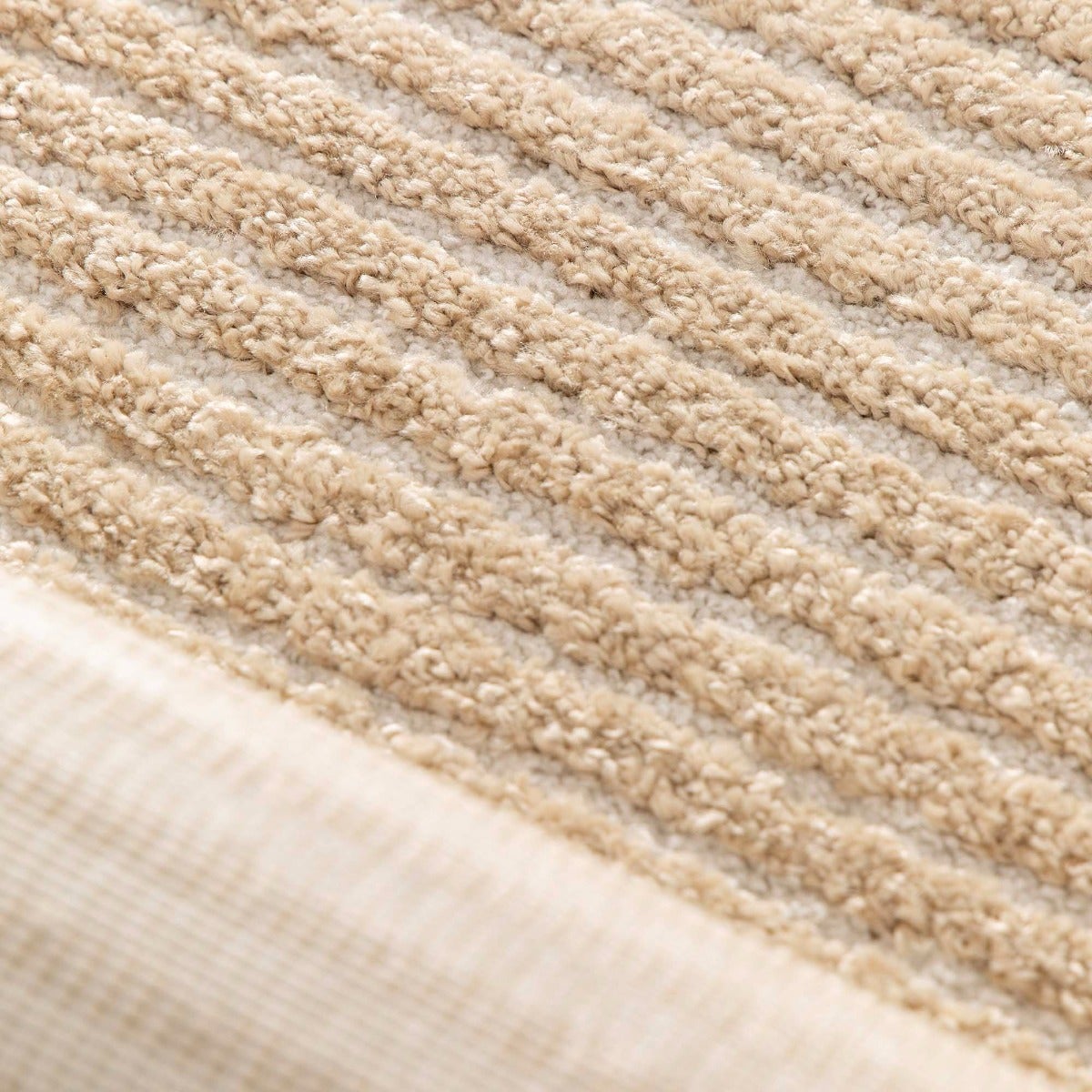 Tappeto morbido a rilievo moderno grafico beige 160x230 - 5