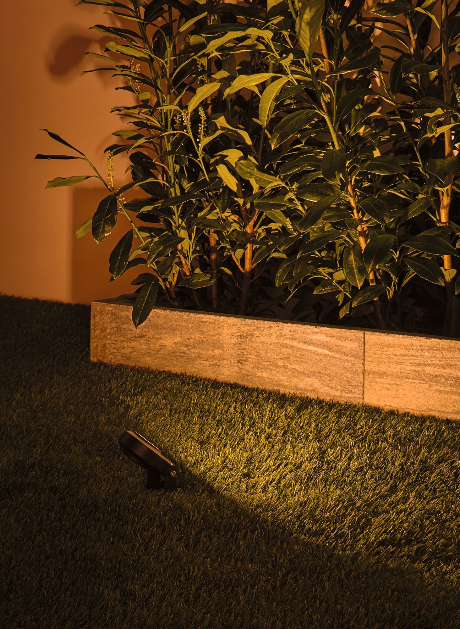 Plug & Shine Projecteur de jardin LED Sting Kit de base favorable aux insectes IP67 2200K 3x6,3W 75VA Anthracite - 7