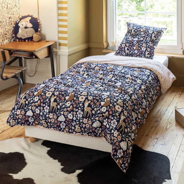 Housse de couette réversible 140 x 200 cm + 1 taie d’oreiller 60 x 60 cm – Coton 57 fils – Forêt Enchantée