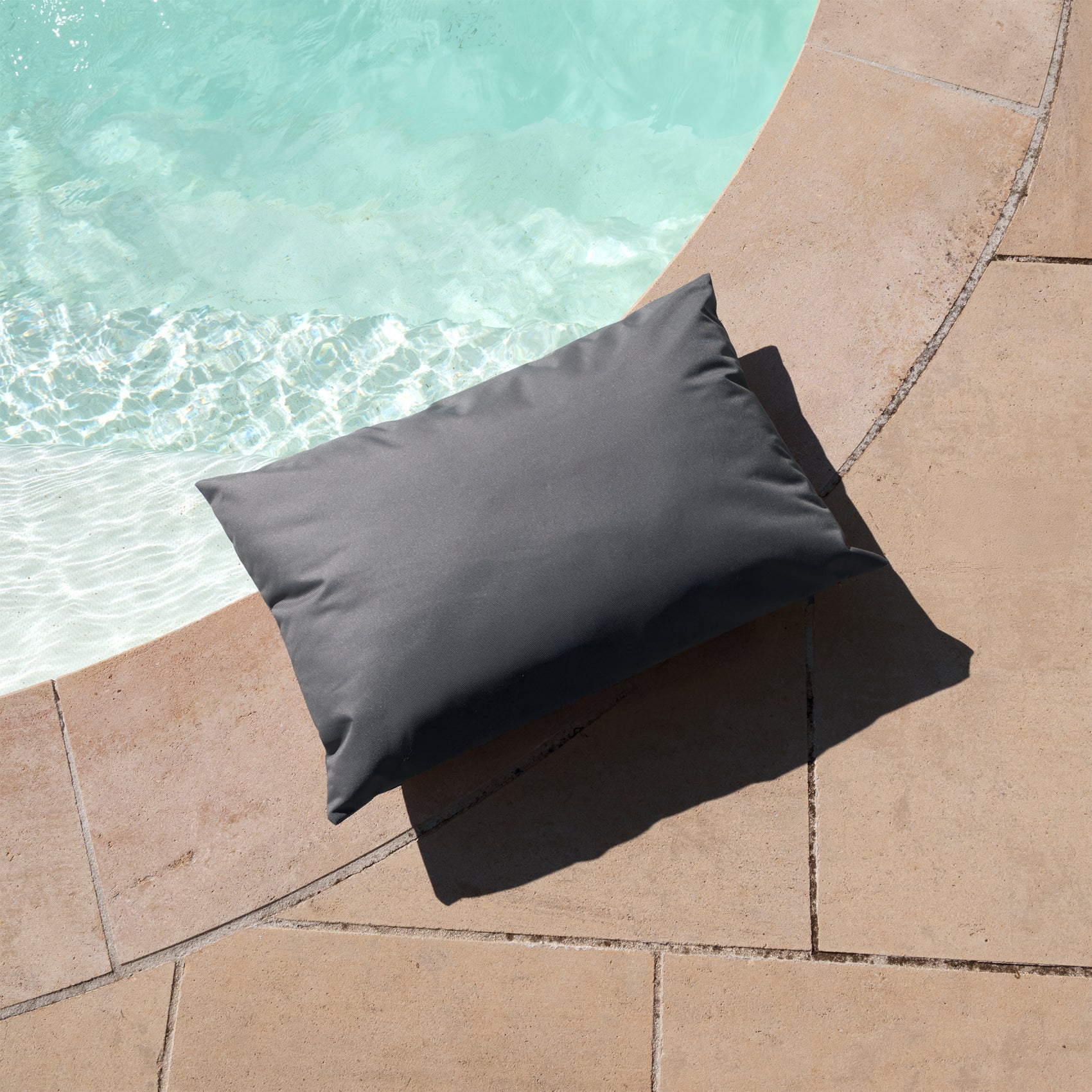 Coussin extérieur imperméable et déhoussable MINORQUE - Gris anthracite - 60x40 cm - Polyester - 3