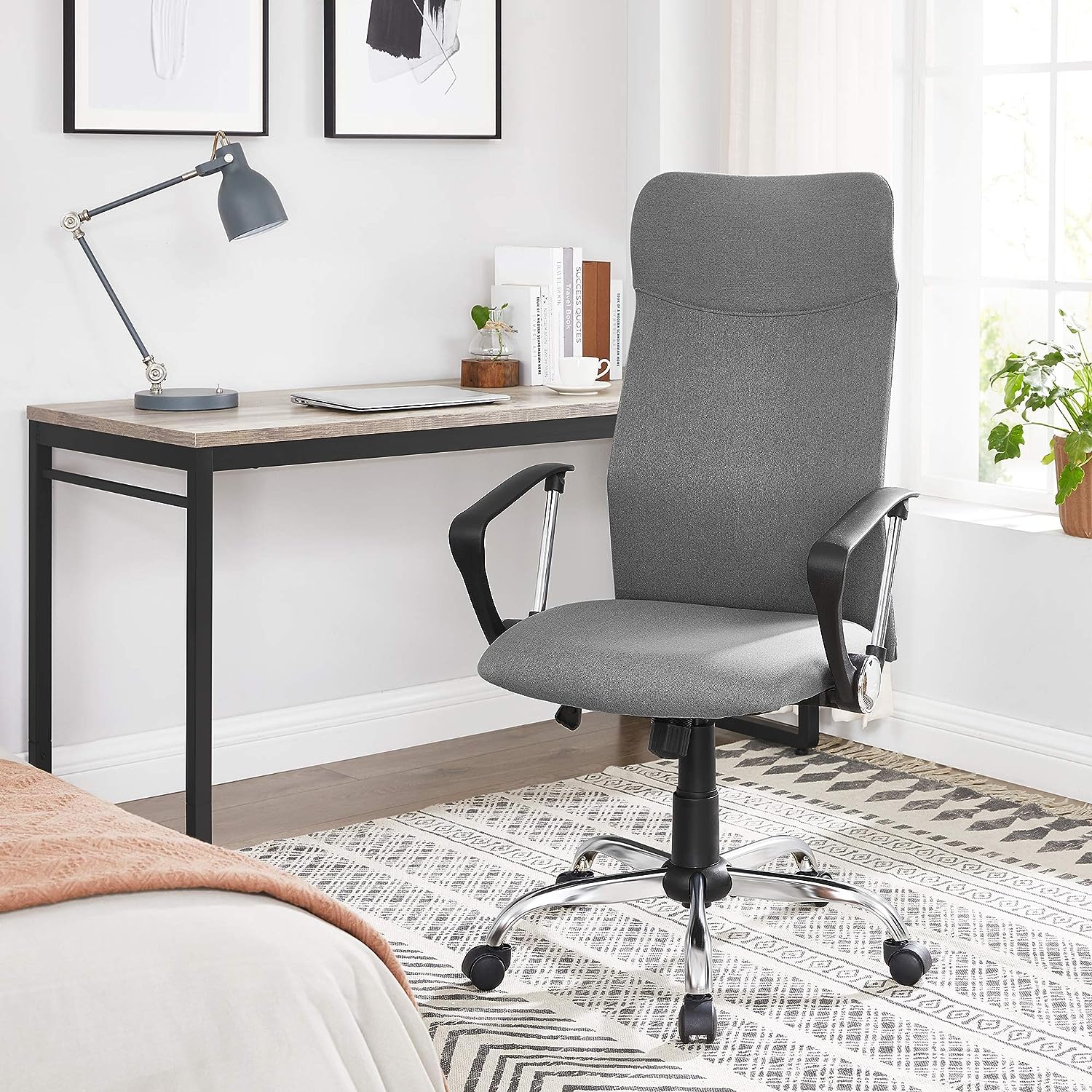 Fauteuil De Bureau Réglable En Hauteur - Similicuir Noir - Dossier Bas - Marque Yaheetech