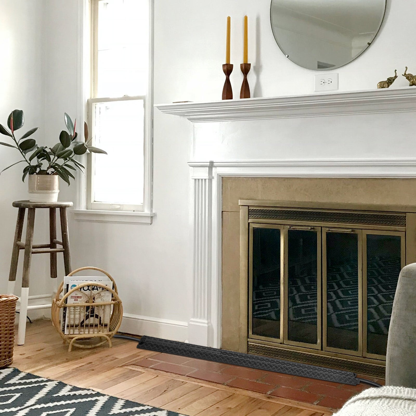 Rampe de Protection de Câble VEVOR en TPR 4x1,3 cm 1 Rampe à 1 Canal Capacité Charge 907 kg pour Protéger Fils électriques Bureau Maïs on Entrepôt - 8