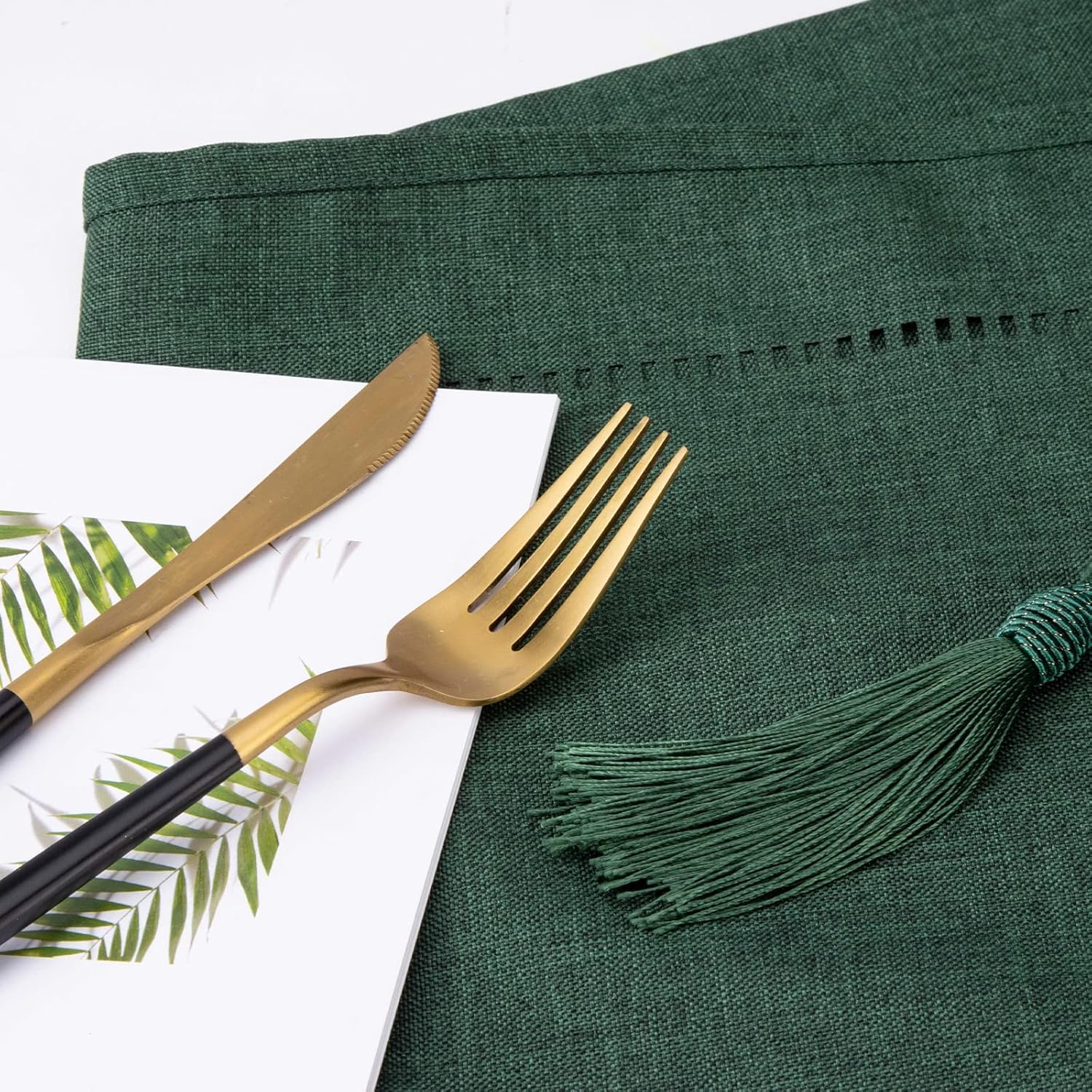 Runner Da Tavolo Moderno Verde Eucalipto – Impermeabile E Lavabile, Effetto Lino, 40x180 Cm, Per Cucina E Tavola