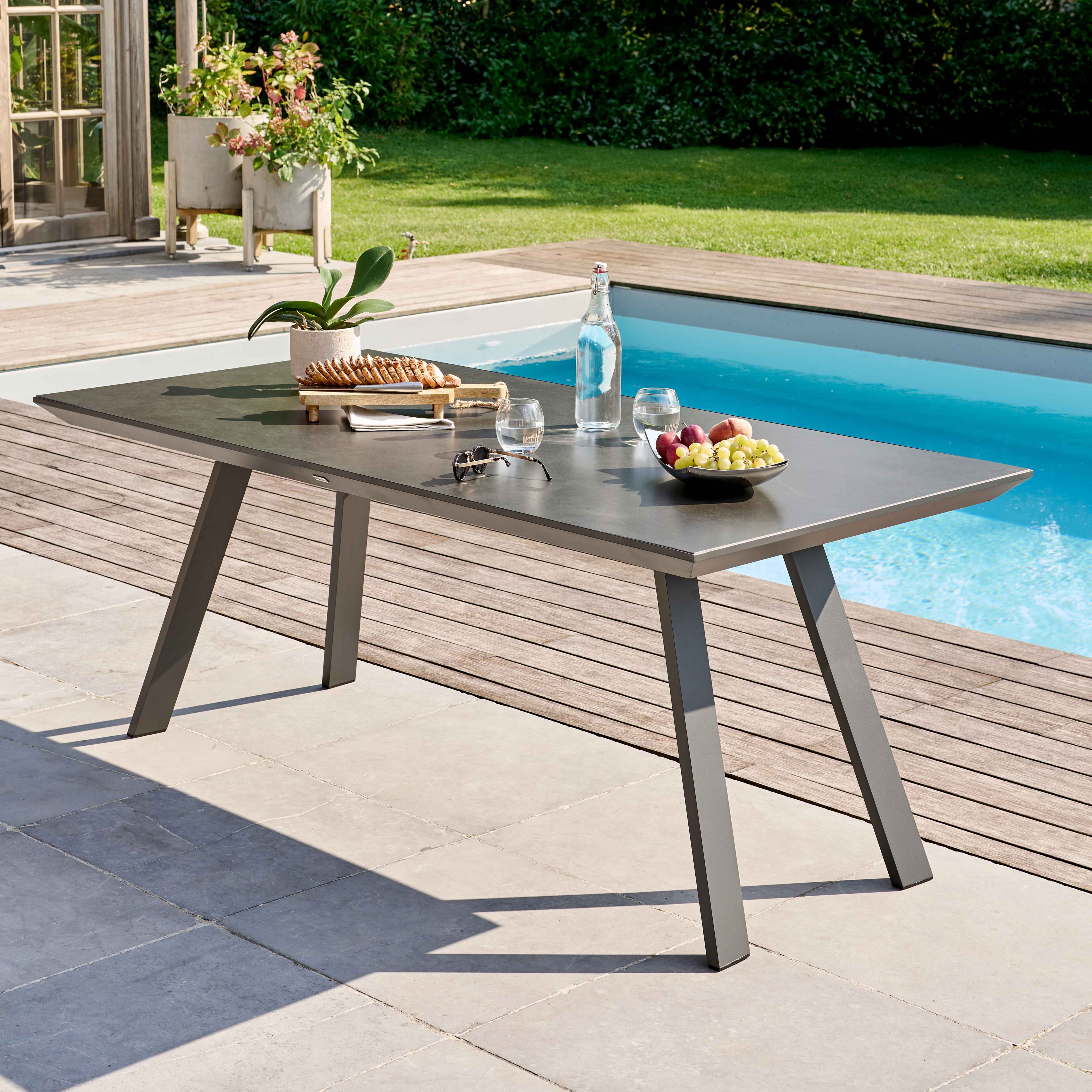 Table de terrasse rectangulaire grise | Leroy Merlin