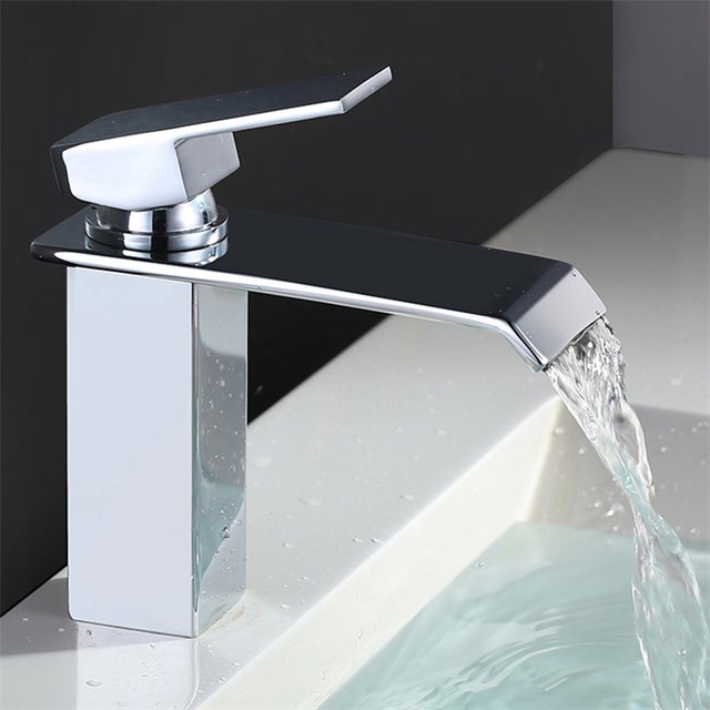 Robinet Salle de Bain Cascade Mitigeur Salle de Bain Chromé Robinet de Lavabo en Laiton Forme Carré Conception Classique