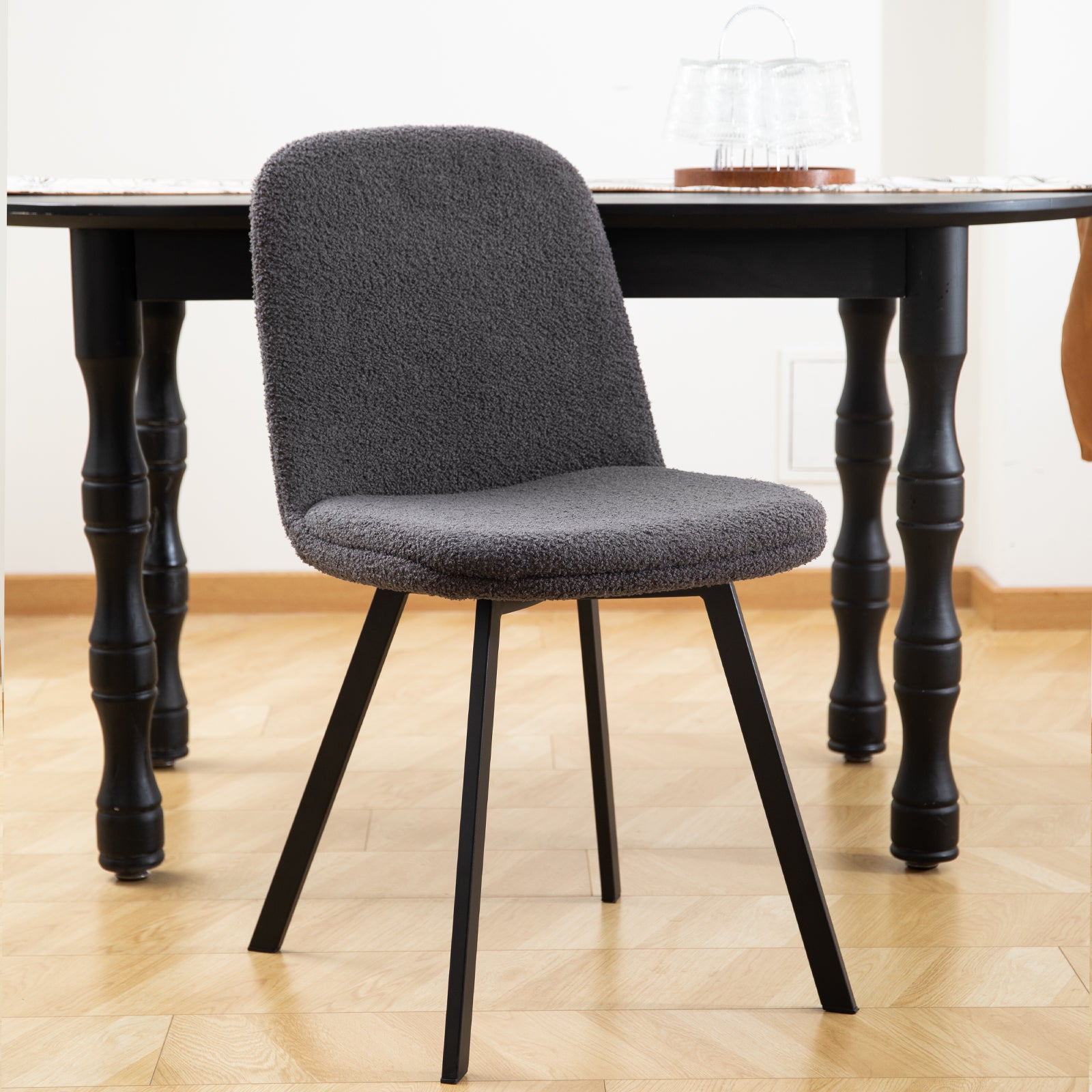 Krzesła do jadalni Teddy Fleece, zestaw 2 szt., do użytku całorocznego – 44 x 41 x 84 cm