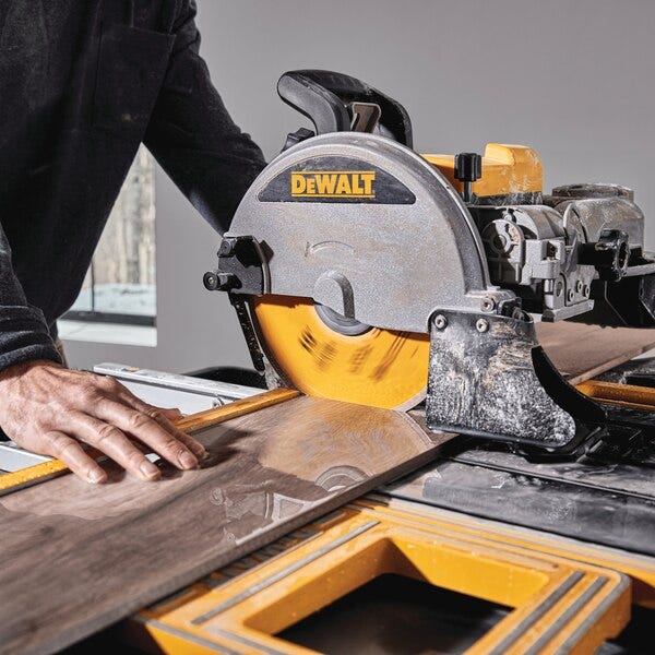 DeWALT - Scie à carrelage grande capacité 1600W 250mm - D36000 - 4