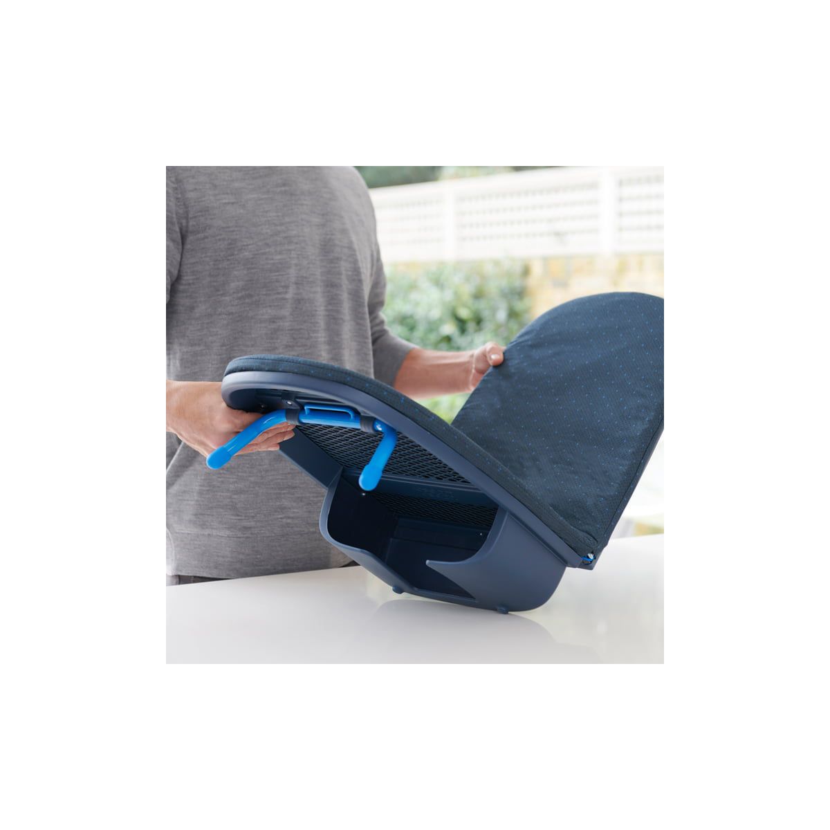 Table à repasser JOSEPH JOSEPH Pocket Plus pliable - 3