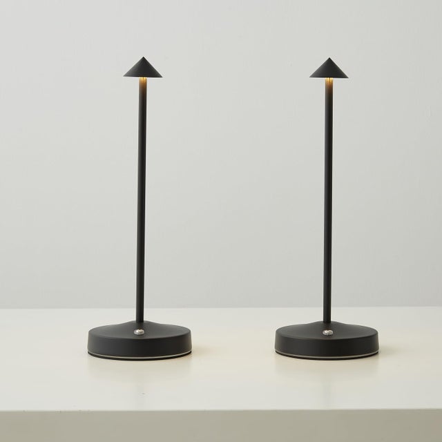 Lampada da scrivania a LED con 2 portapenne, visualizza ora, data e temperatura, dimmerabile