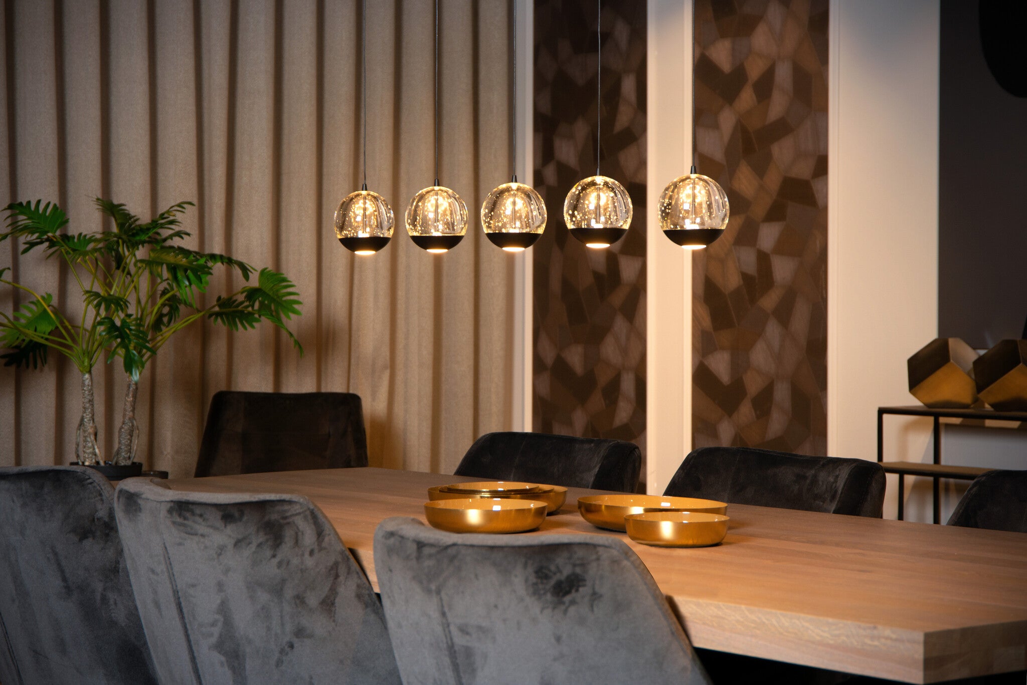 Lampa wisząca SENTUBAL LED 5.3W Ciepła biel 230lm czarna wym:150x95x11cm Lucide