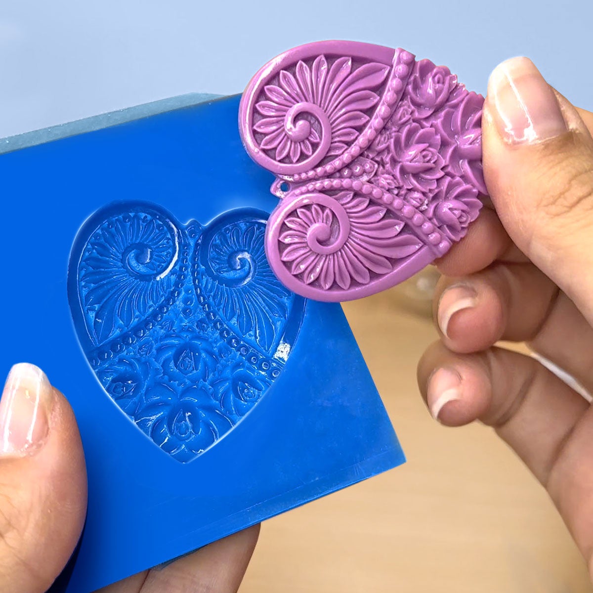 R PRO 20 gomma di silicone liquida di media durezza 1:1 , non tossica e catalizzatore al platino (2 kg) - 5