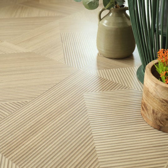 Sol Vinyle Tactile - Bois clair texturé aux lignes striées - Rouleau de 3m x 4m - 4