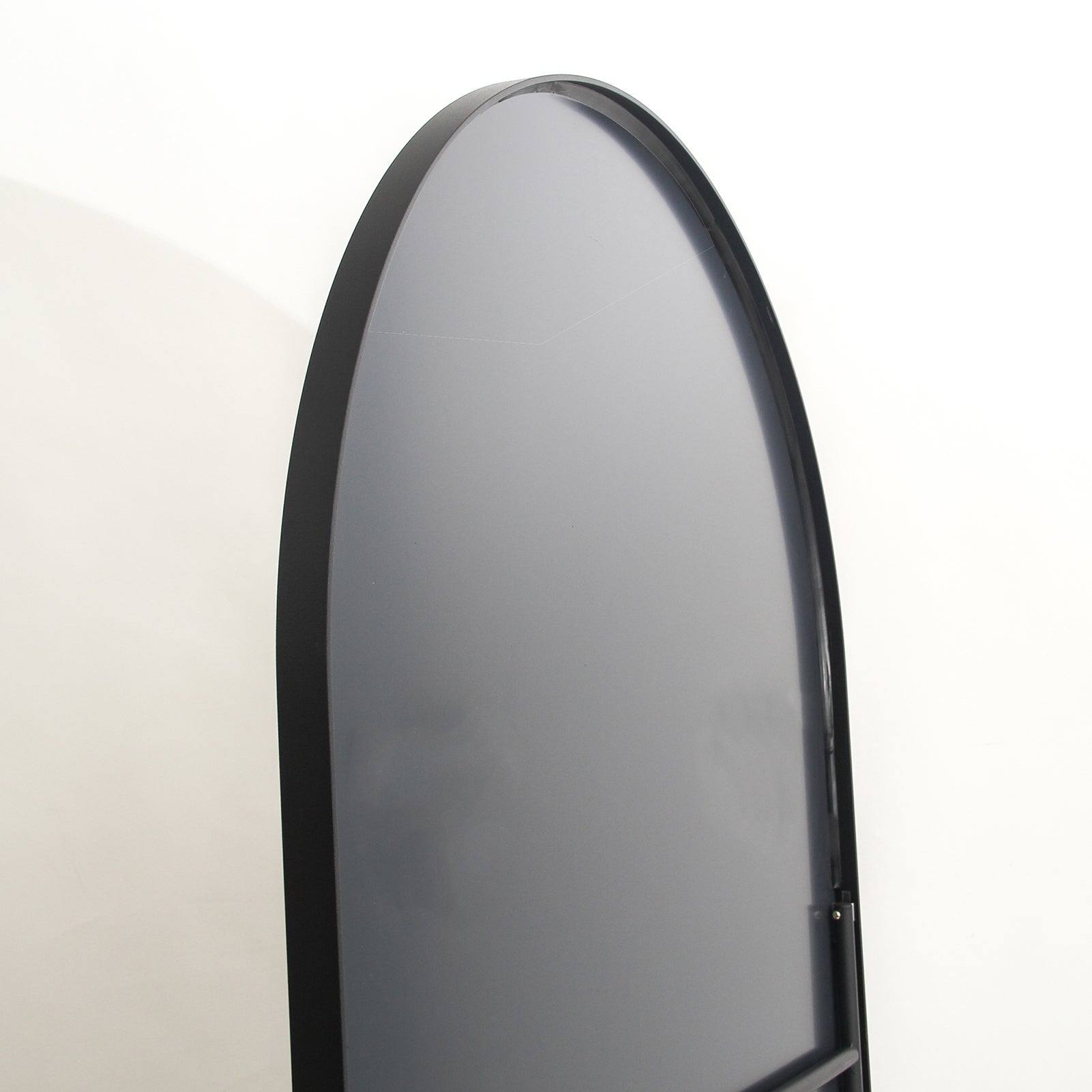 Miroir sur pied Arqué 162 x 53cm, Grand Miroir Intégral avec Cadre en Alliage d’aluminium et Verre Trempé pour Chambre, Salon, Noir - 7