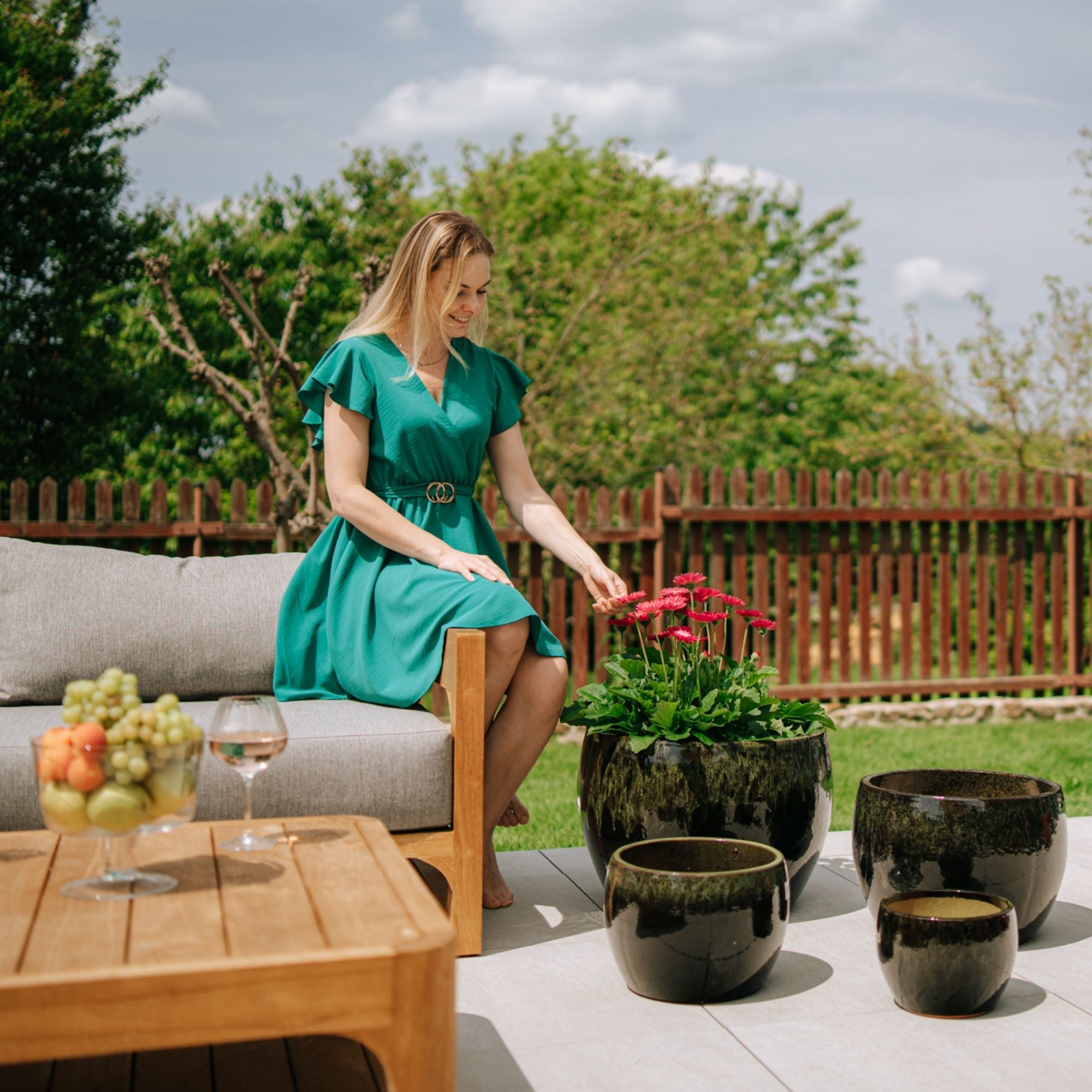 Pot grande taille d'extérieur ROMULUS 21x15cm noir & vert, fait main en terre cuite émaillée, résistant au gel - 2