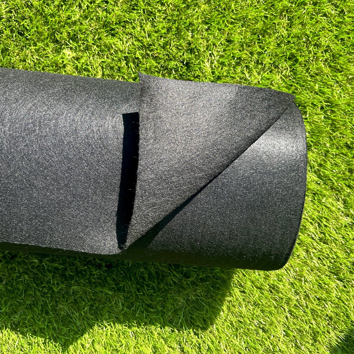Géotextile spécial jardin 150 g/m² rouleau 1,5 m × 25 m soit 37,5 m² MGS – toile anti-mauvaises herbes allée terrasse sol - 4