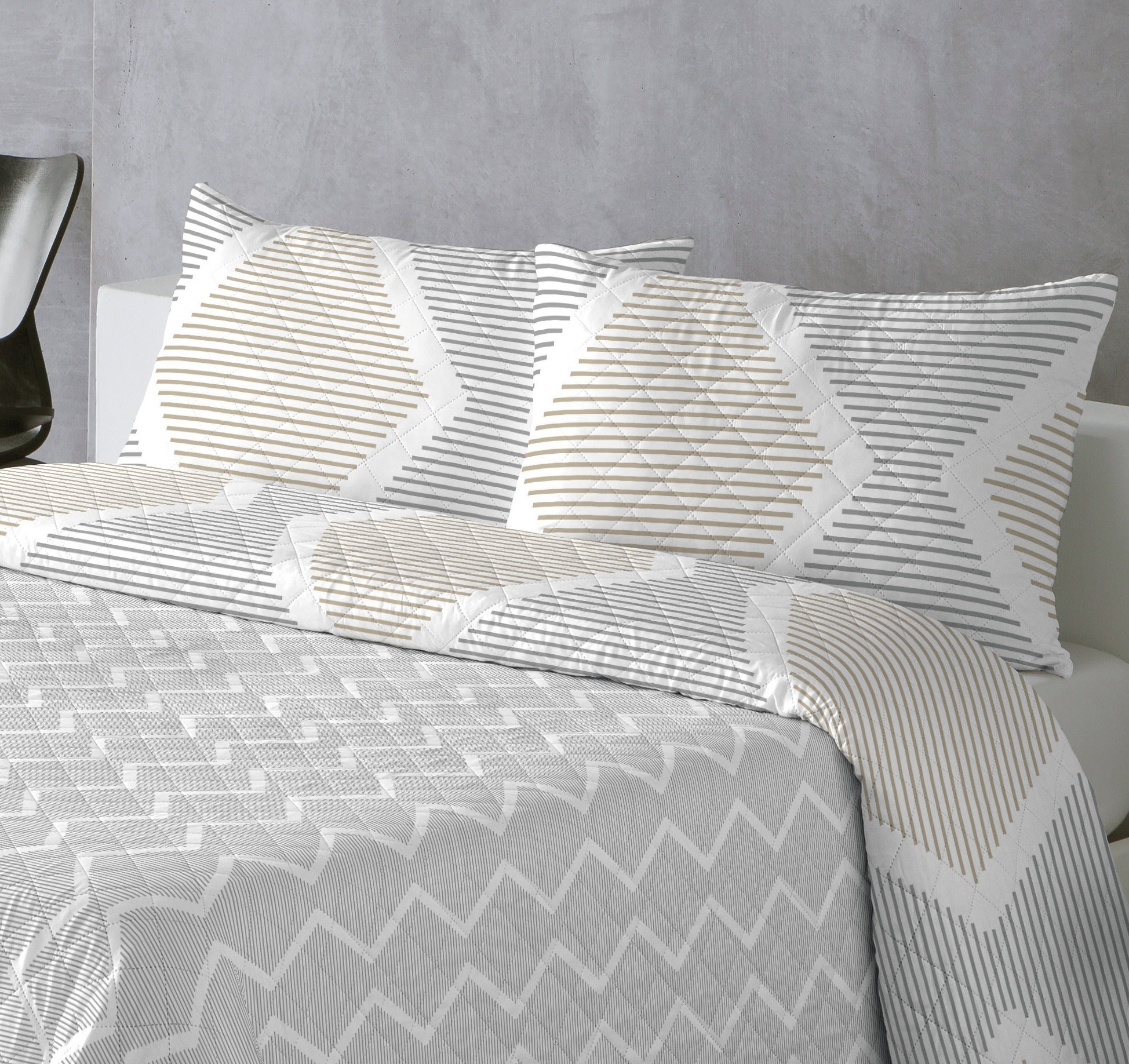 Colcha Estampada Reversible Azura Dorado. Colcha Cama 180 cm - 270X270 cm. - 4