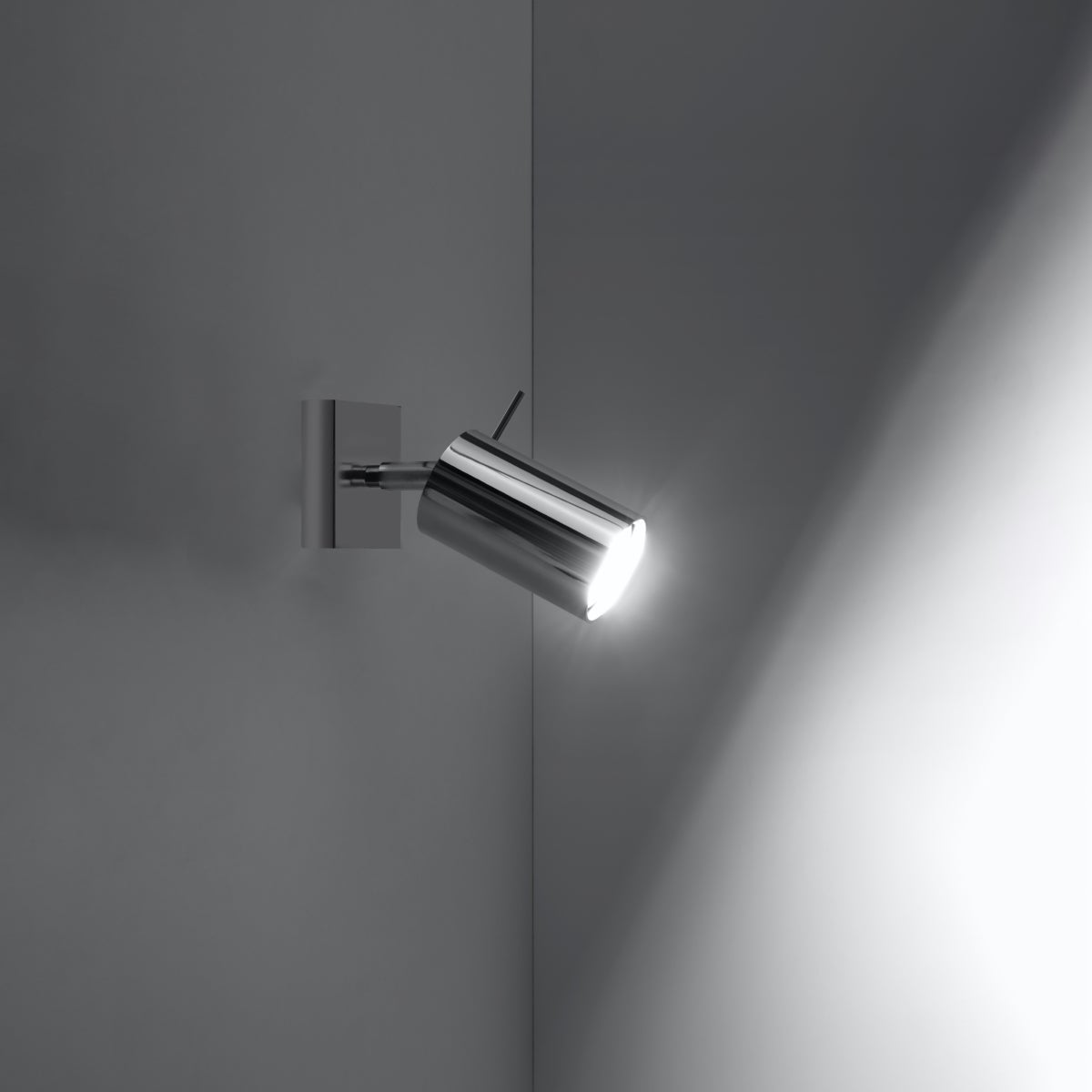 Kinkiet BRIIX chrom LED 3000K - 8x16x8cm Sollux