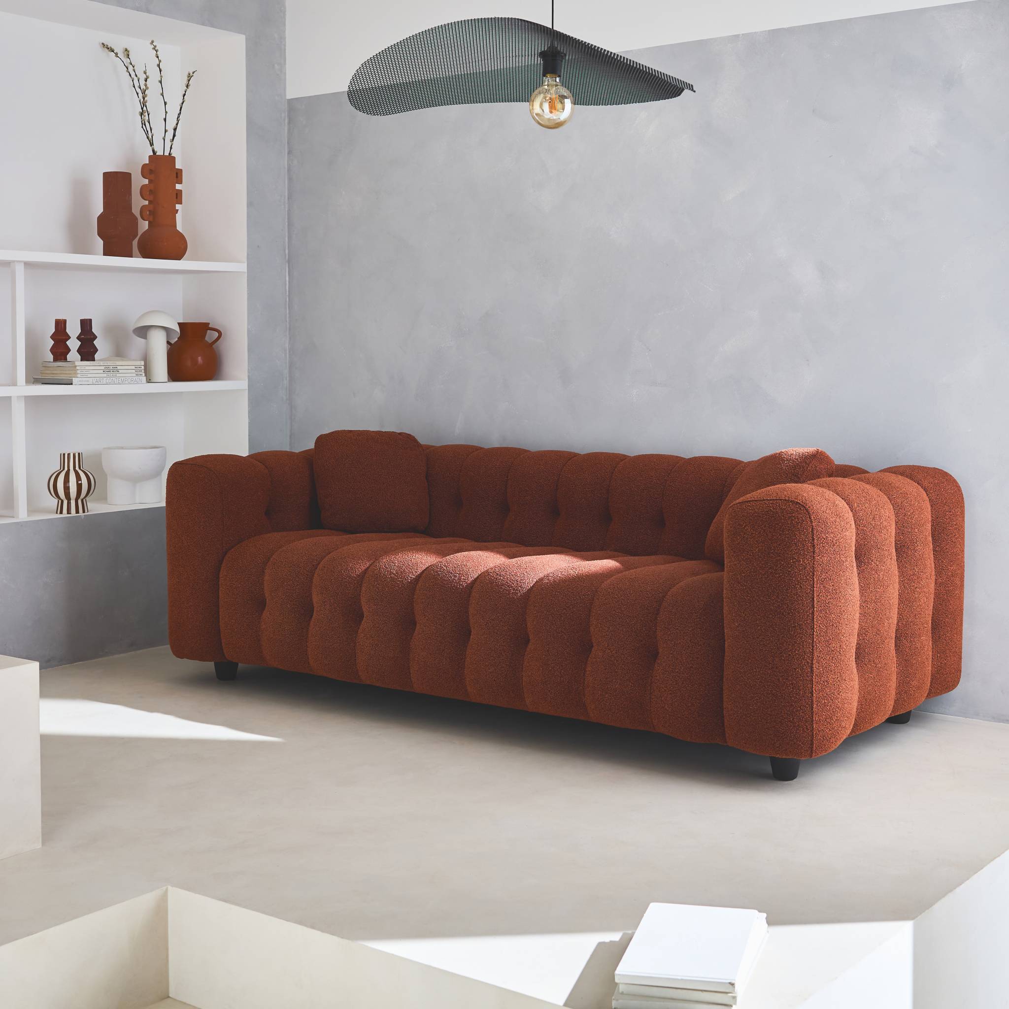 Canapé 3 places en bouclette texturée capitonné terracotta - Structure bois d'eucalyptus et contreplaqué LEON - 3