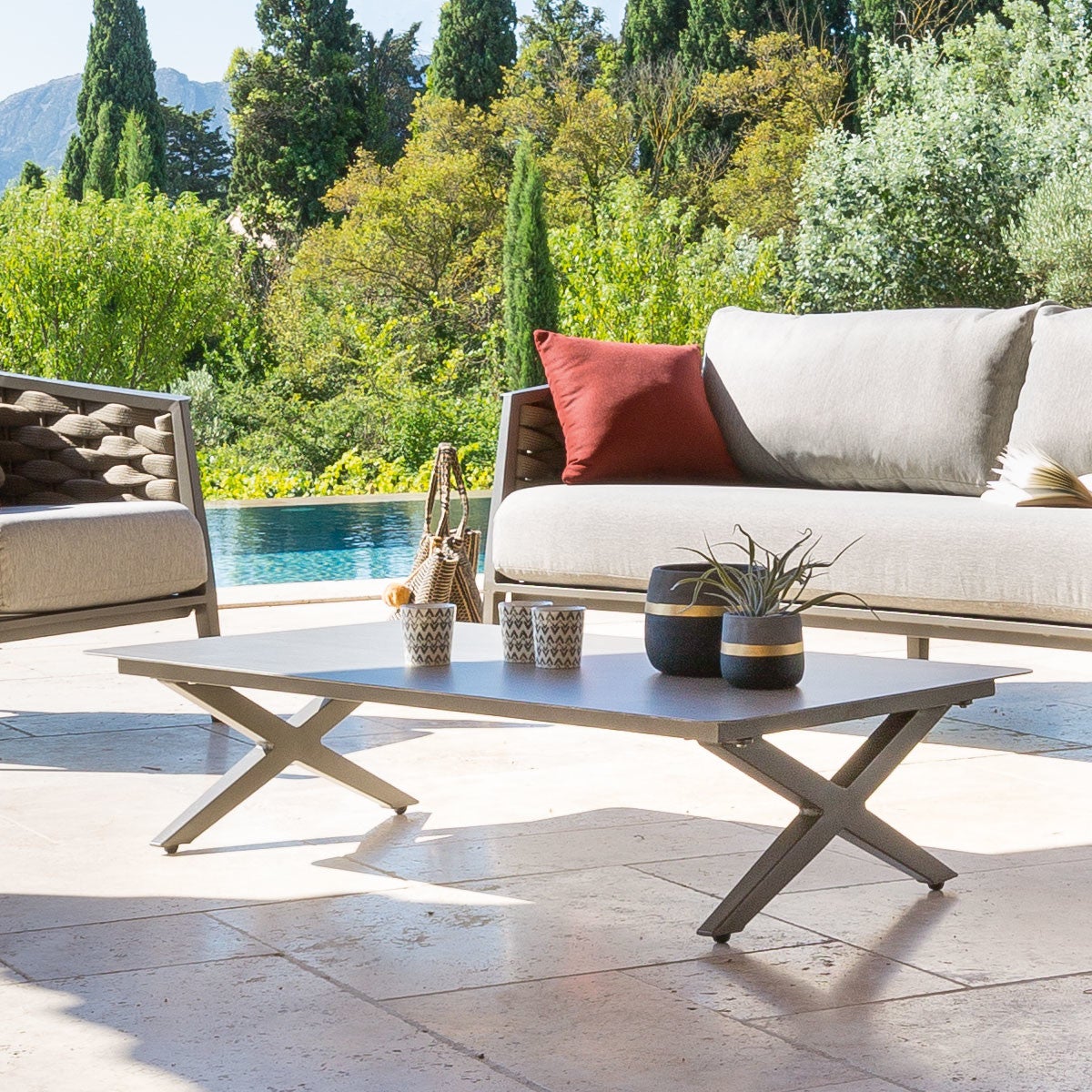 Table basse de jardin rectangulaire Embruns Effet bois macadamia ...