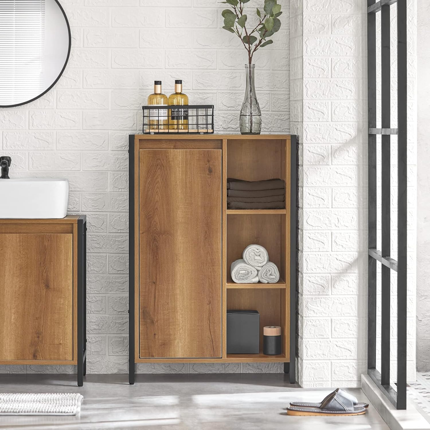 SoBuy BZR65-PF Meuble Bas de Salle de Bain avec Bac à Linge avec 3 Compartiments et 1 Panier à Linge, Style Industriel - 2
