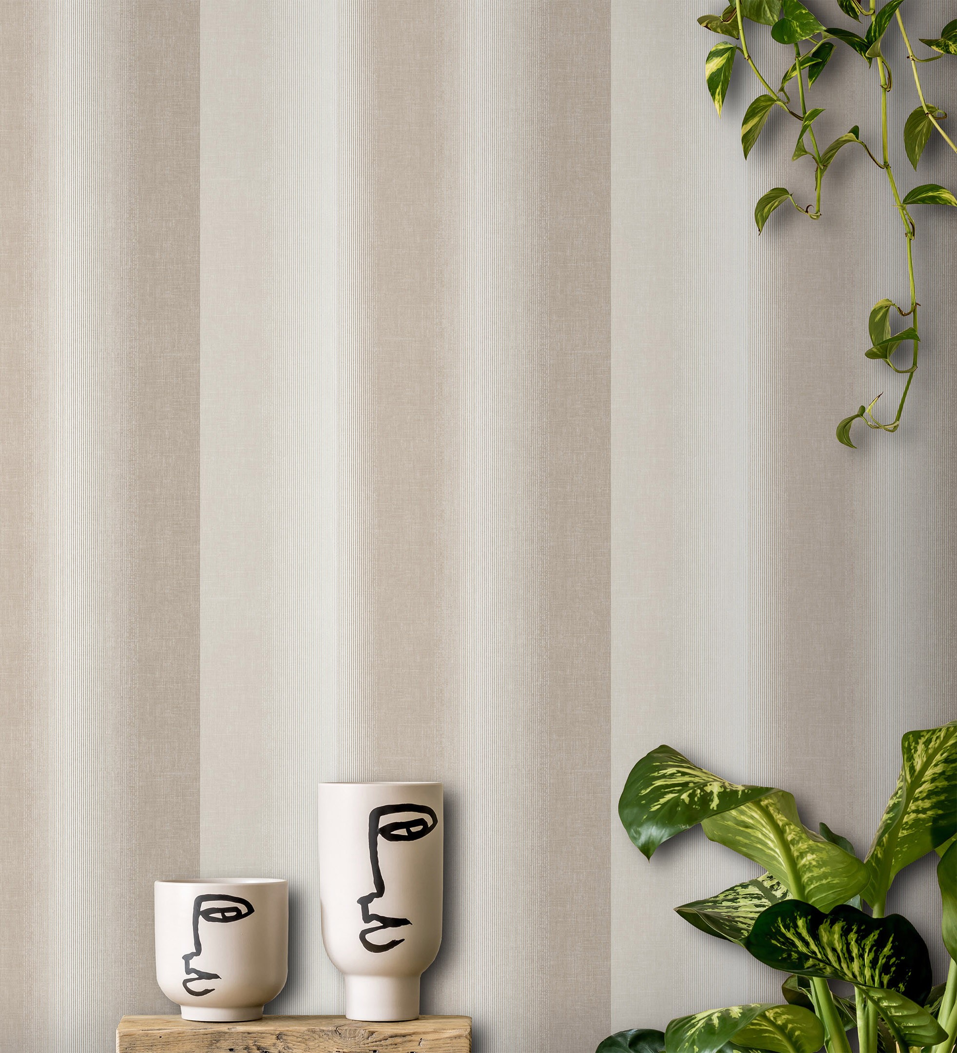 Papel pintado vinílico lavable de rayas marrón y gris con textura en relieve - oralia stripes 681318 de gaulan - rollo de 10 m x 0,53 m