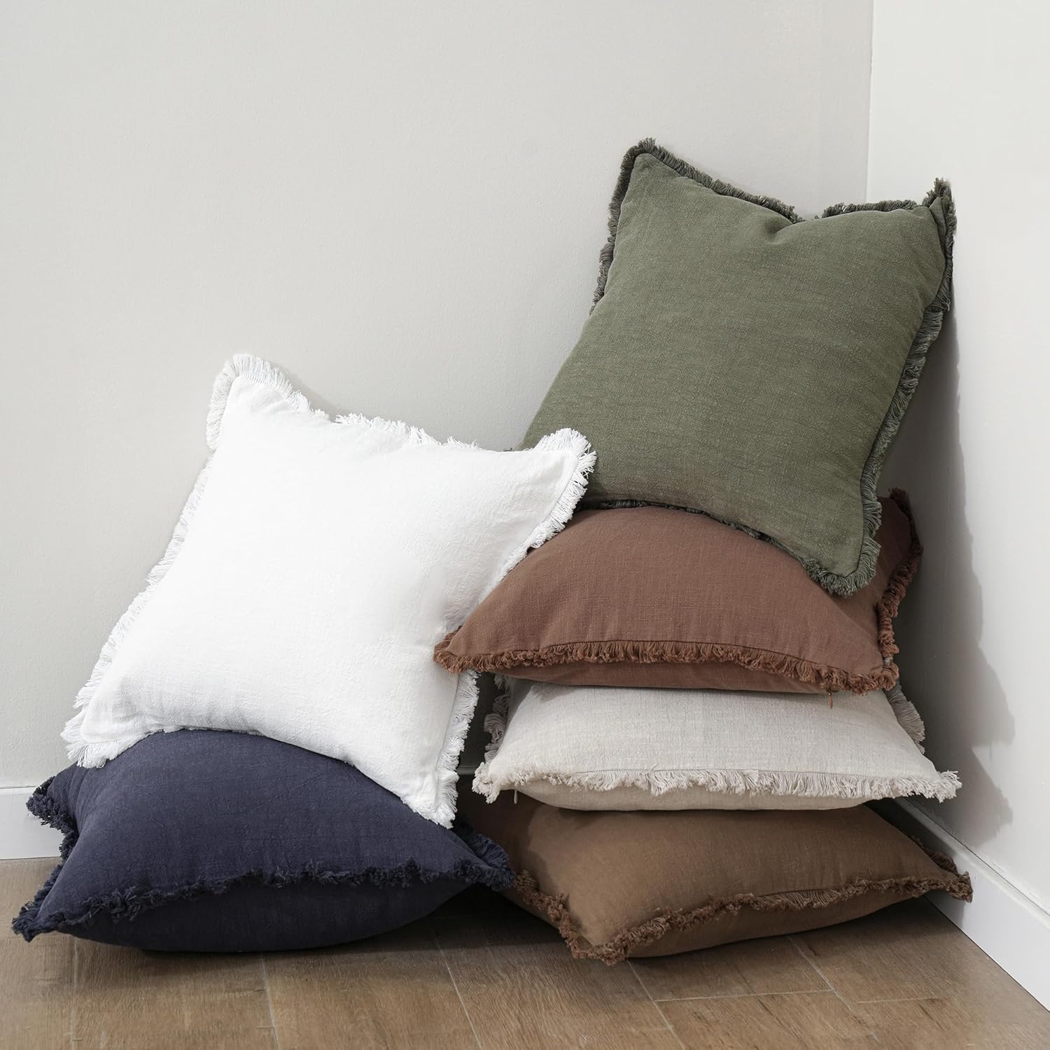 Ensemble de 2 Housses de Coussin décoratives à Franges en Lin de Style bohème et Rustique avec Pampilles pour canapé, Sofa, lit, 45 x 45cm, Vert Olive - 6
