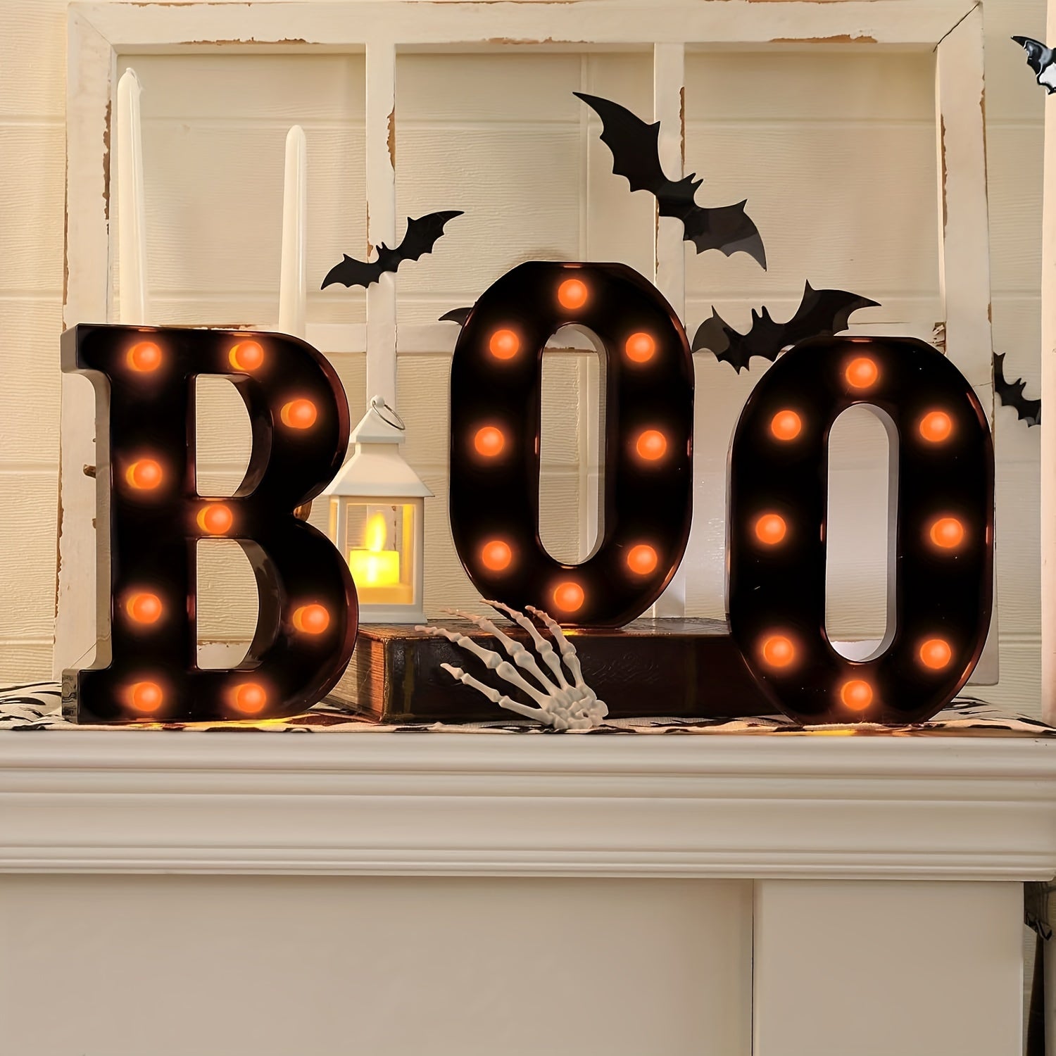 Litery LED Halloween „BOO”, z pomarańczowymi światłami LED, dekoracja wnętrz na kominek, imprezę, dekoracje Halloween (2 baterie AA nie są dołączone)