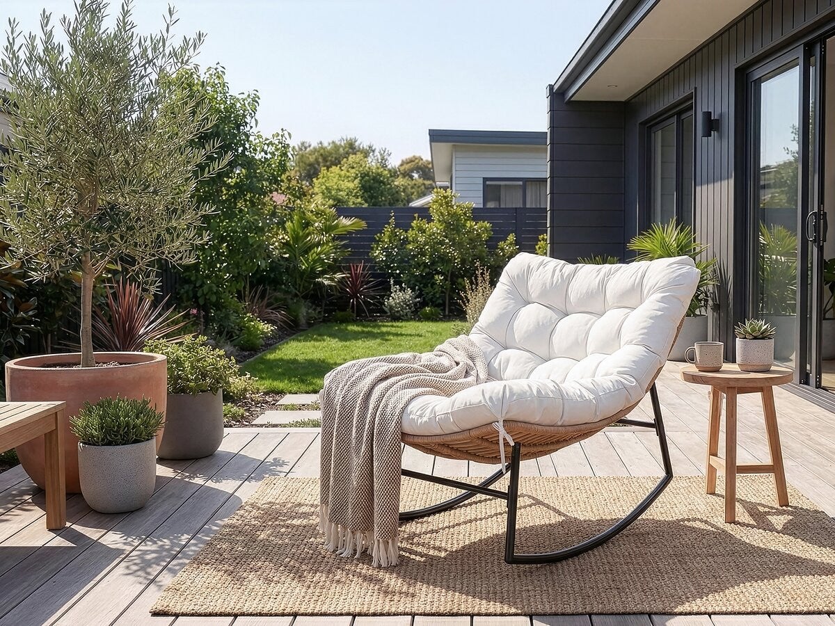 Fauteuil à bascule papasan avec coussin intérieur/extérieur 