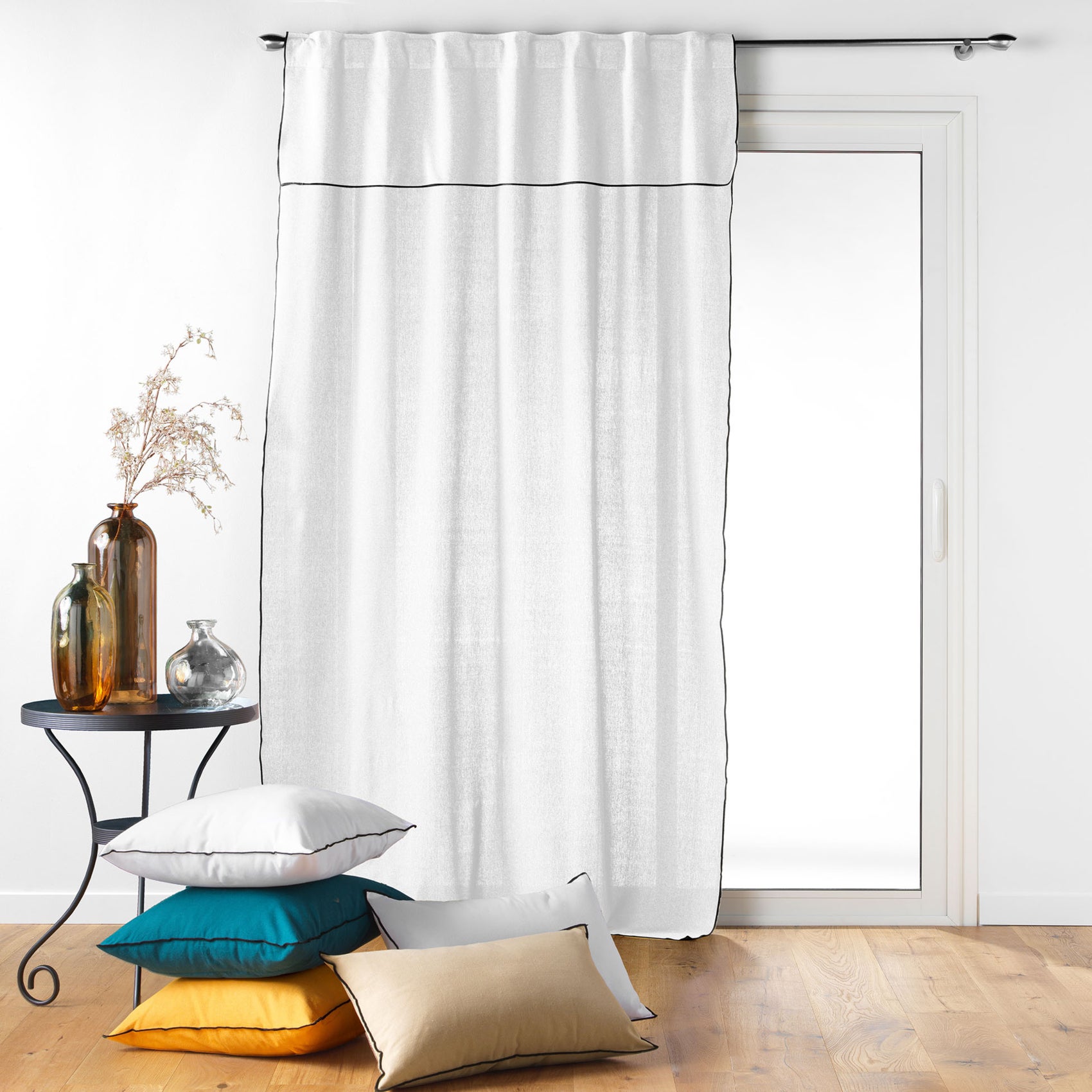 Tenda A Occhielli Salina 240x140 Cm - Colore Bianco Sabbia, Tessuto 100% Poliestere, Finitura Orlo, Per Soggiorno E Camera Da Letto