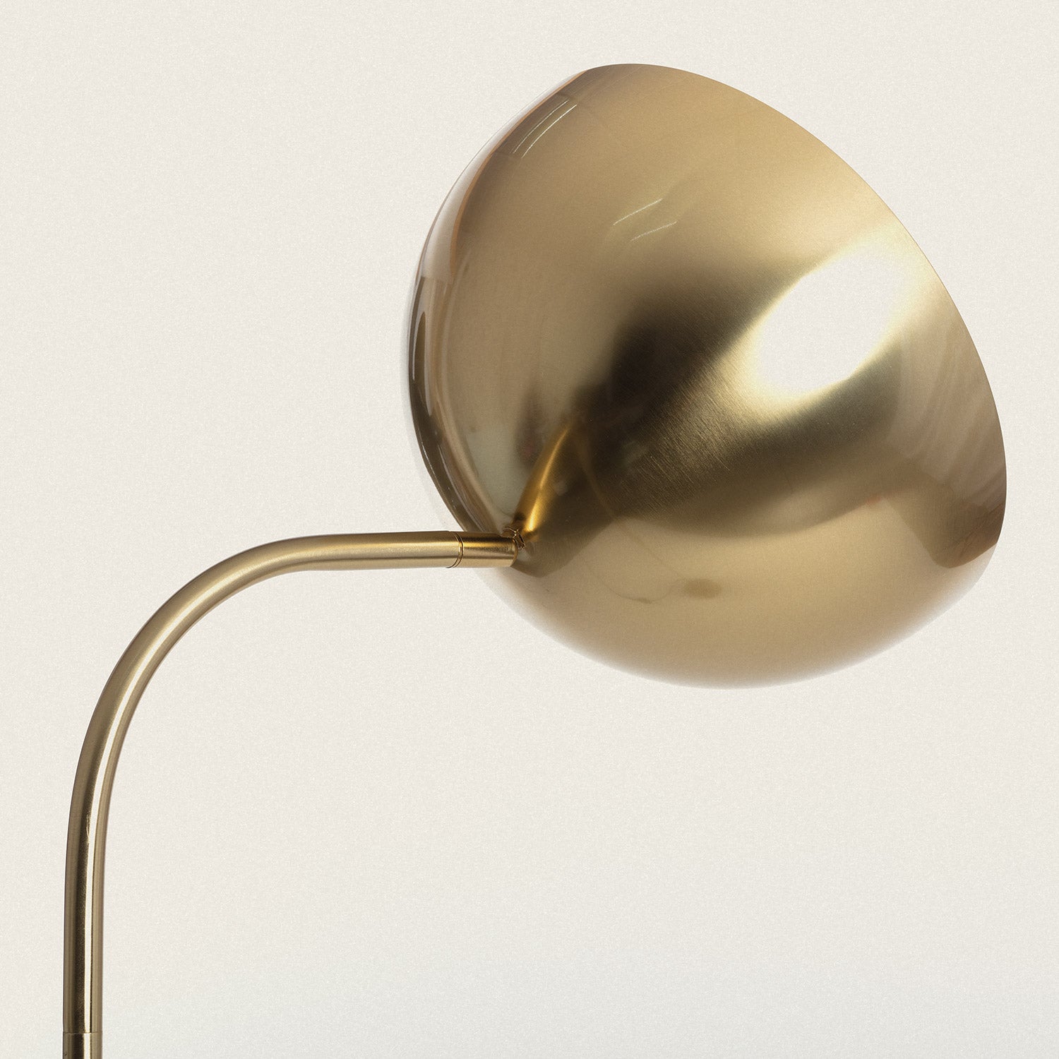 Lampadaire Bowlen Doré - 3