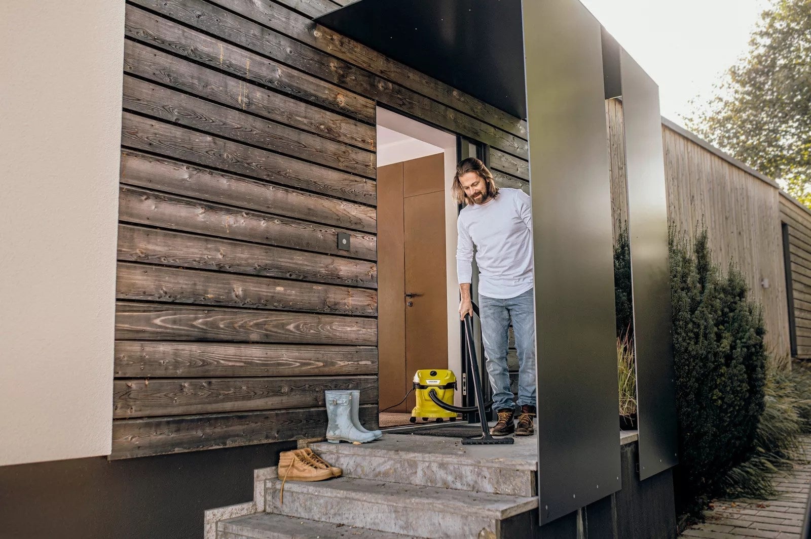 Aspirateur de chantier eau et poussières Karcher WD 2 Plus V-12 4 18, 1000 W, 12 l - 6