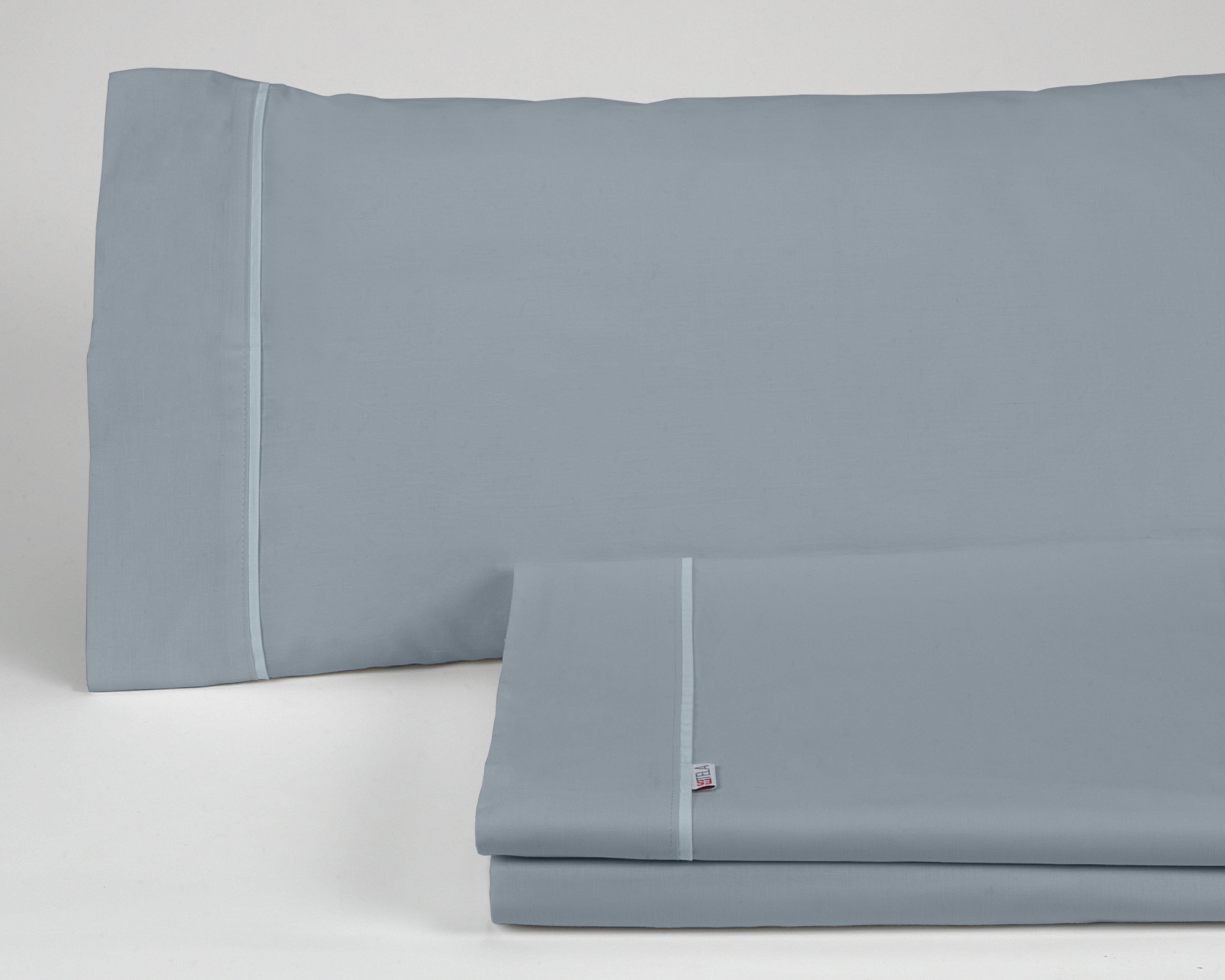 Juego de sábanas color acero cama de 180 (4 piezas)
