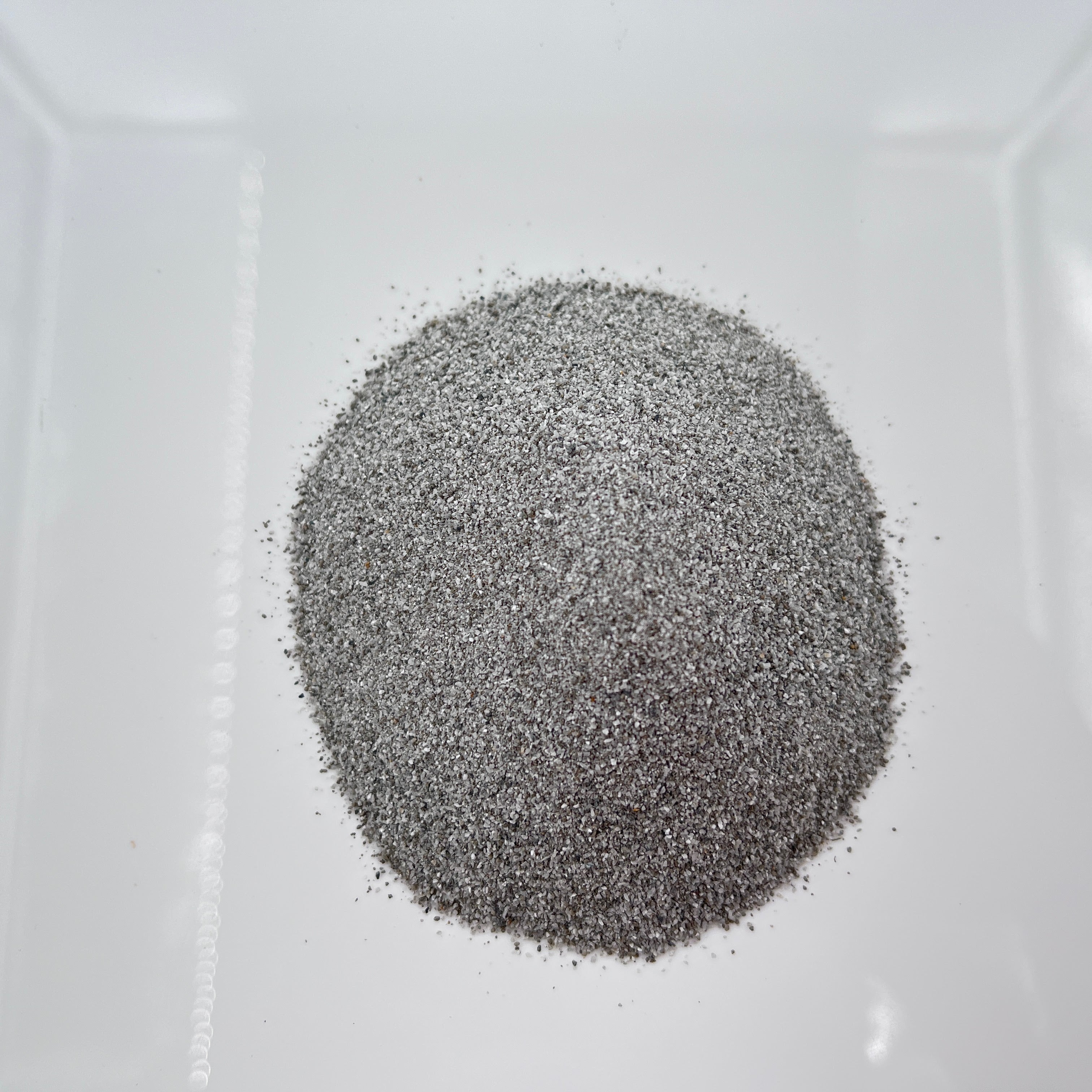 Sable de béton ciré Venture Grey Big bag 1 000 kg / 0,2-0,6 mm | Leroy ...