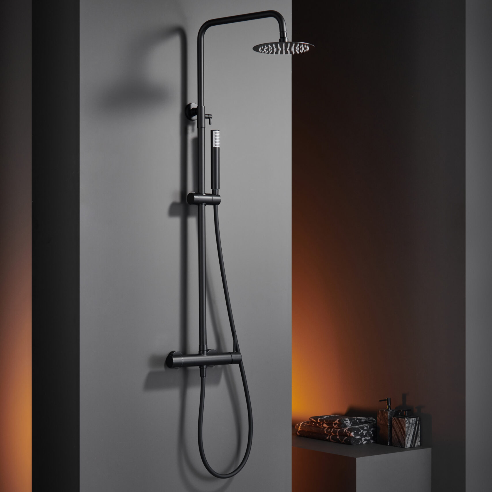 Colonne De Douche Encastrable Noir Mat MINIMALISTA