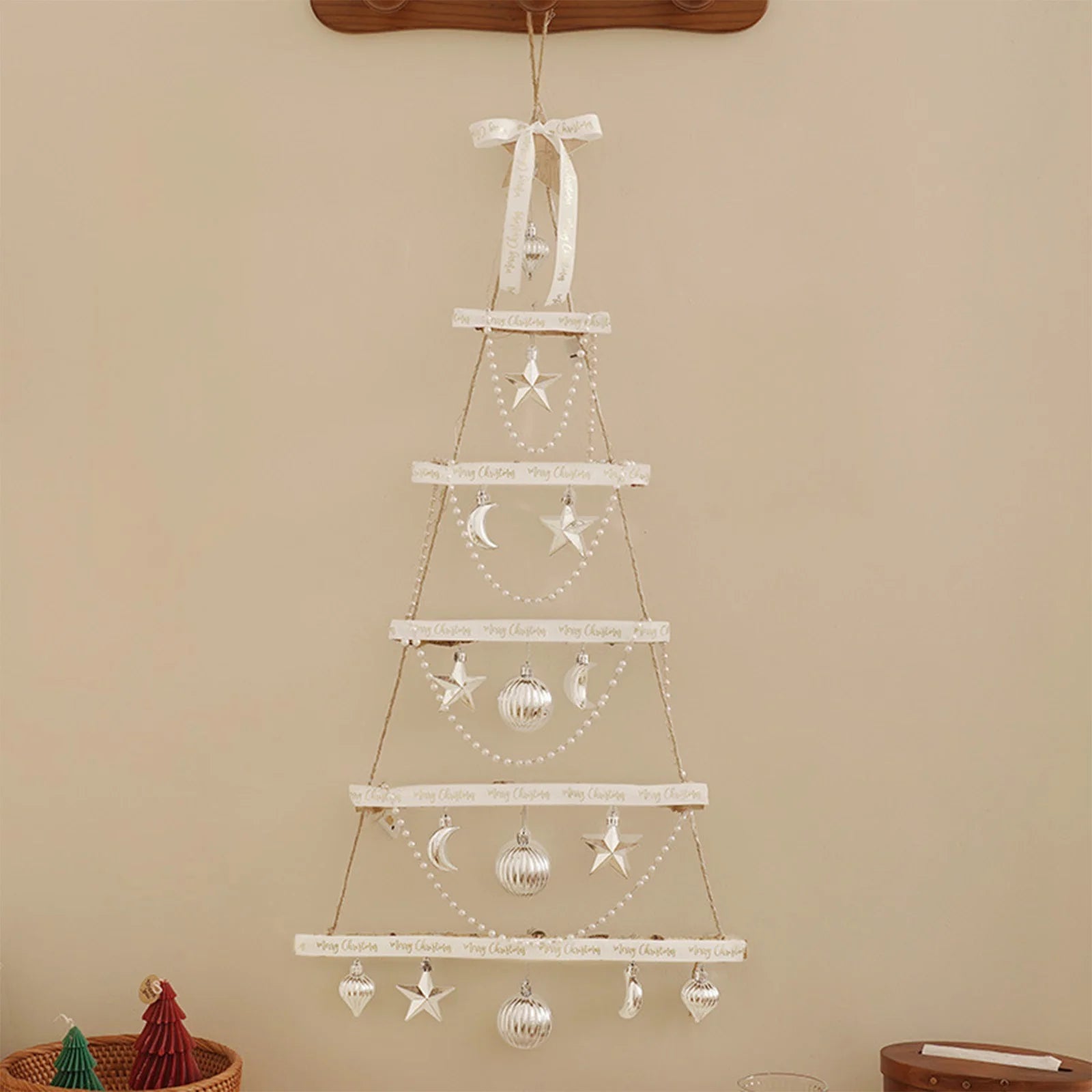 Decorazioni natalizie da parete, albero di Natale sospeso illuminato, ornamenti natalizi a forma di vite con luci a LED, bianco. - 4