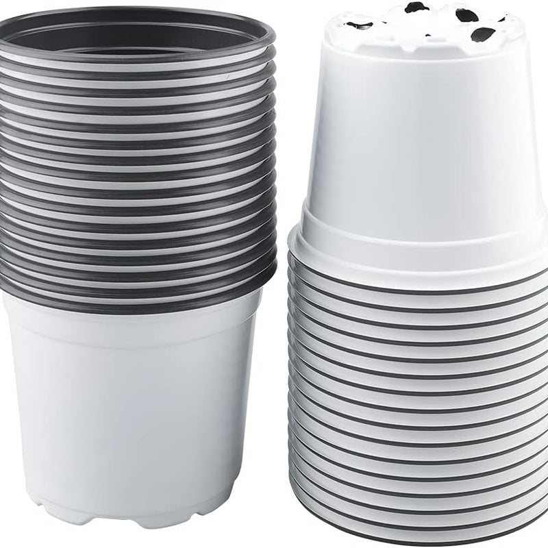 Opakowanie 100 białych plastikowych doniczek o średnicy 12 cm na sukulenty, warzywa i sadzonki.