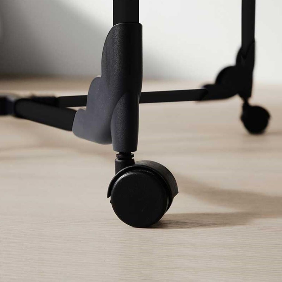 Étendoir à linge Intérieur 3 étages Séchoir à linge Pliable sur roulettes Tancarville Noir 93 x 71 x 131 cm VILEDA - 4