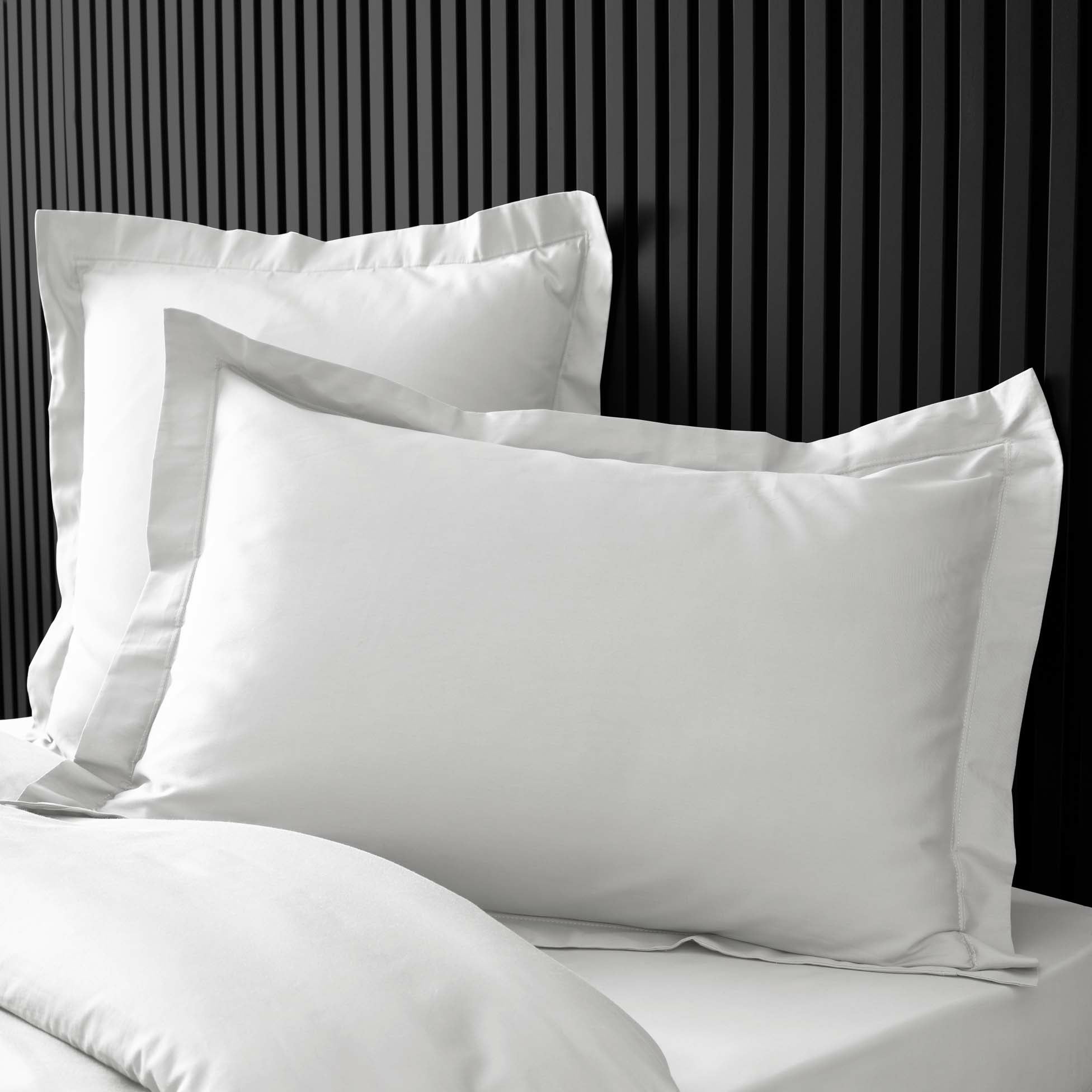 Taie d’oreiller volant plat – 50 x 70 cm – percale unie 78 fils – point bourdon –Blanc - 3