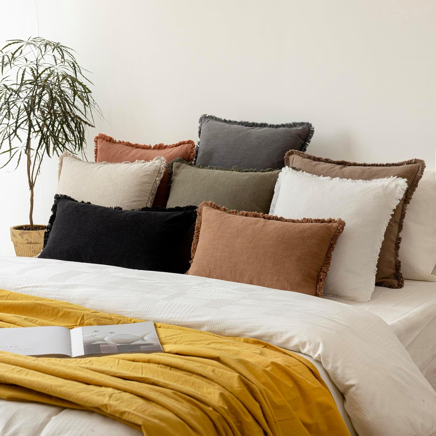 Lot de 2 Housses de Coussin décoratives à Franges en Lin de Style Rustique et Confortable avec Pampilles de Style bohème et Doux pour canapé,45x45cm - 3