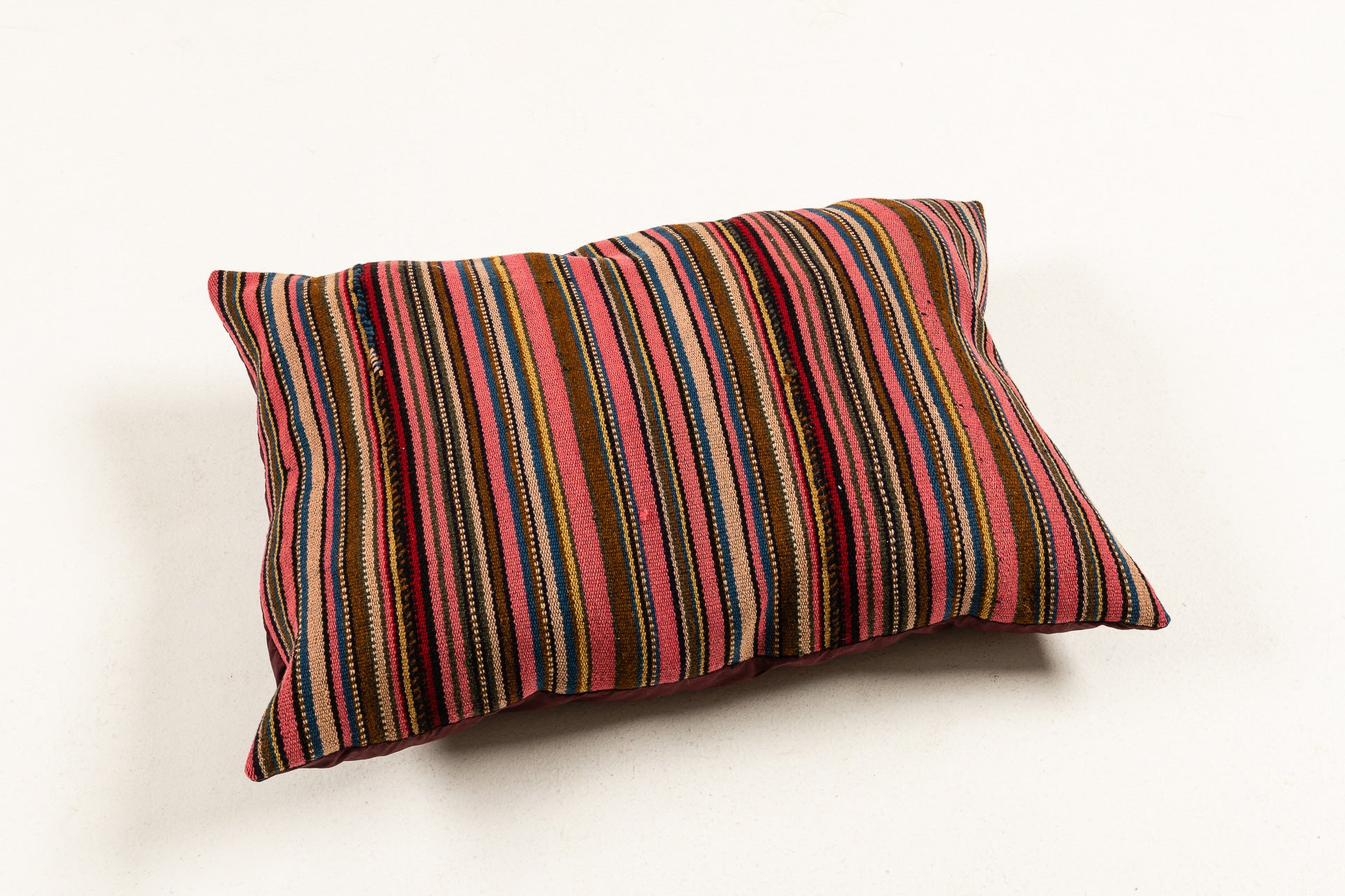 Oryginalny autentyczny, ręcznie wykonany rustykalny Kilim / Cicim 78x50 cm